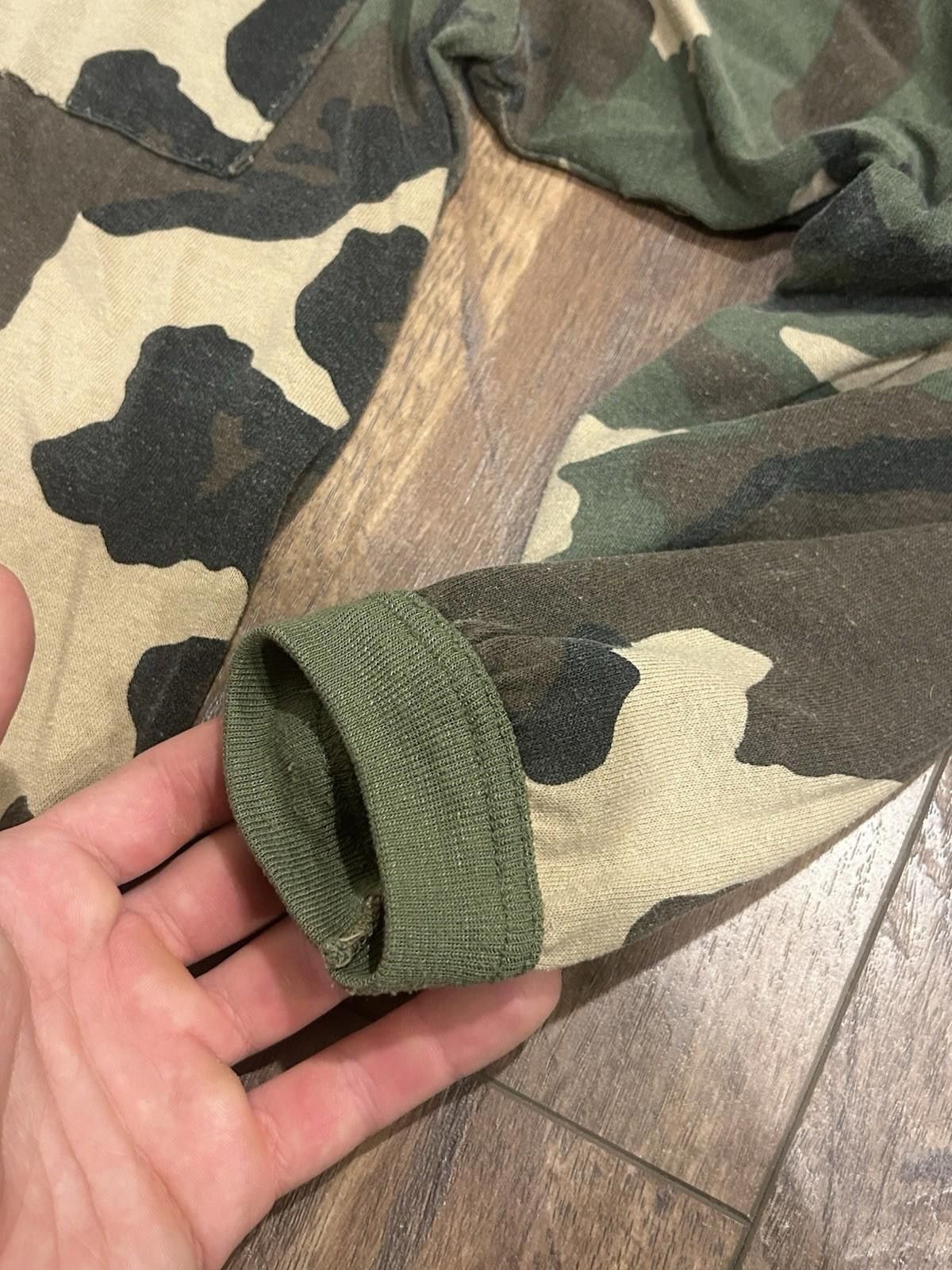 Vintage VTG 80s 90s Camo Boxy Blank Pocket L/S Tee T-Shirt Mens M Size US M / EU 48-50 / 2 - 4 Thumbnail