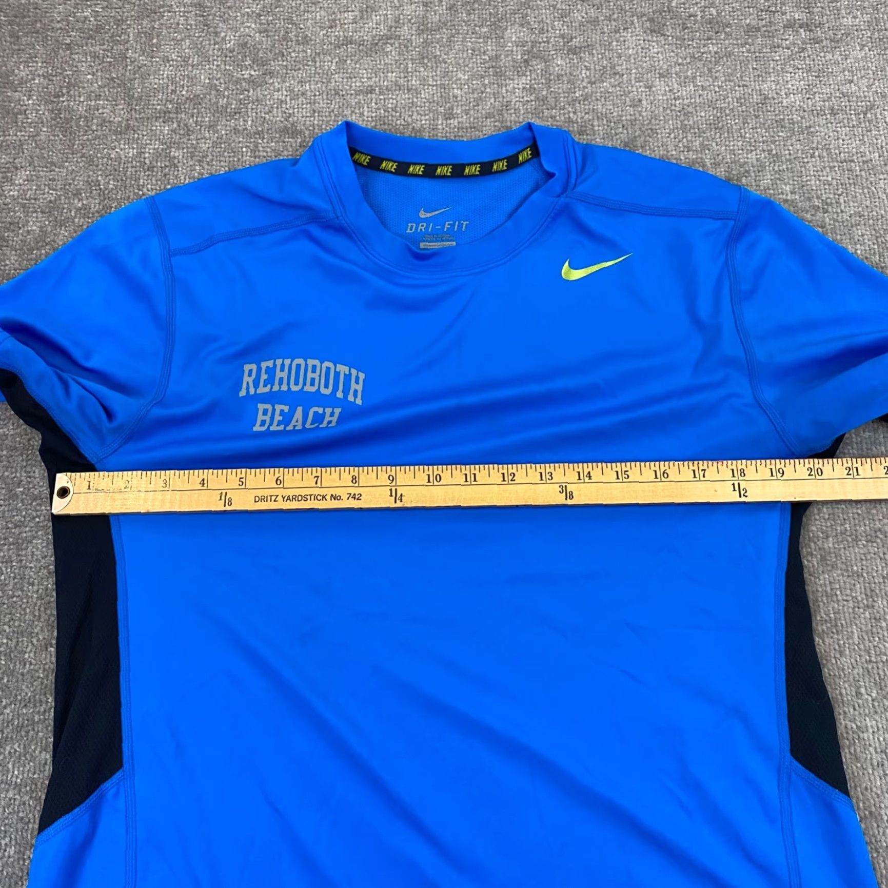 Nike Nike Dri-Fit Shirt Mens Medium Blue S/S Running Performance Casual Activewear Short Sleeve Size US M / EU 48-50 / 2 - 7 Thumbnail
