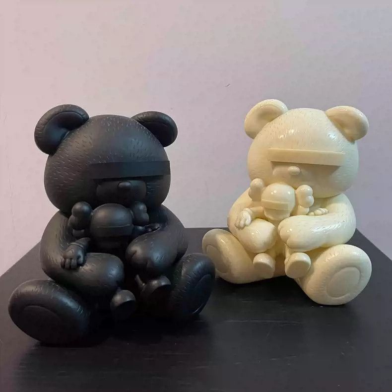 Undercover undercover x Kaws Medicom Blindfolded bear Size ONE SIZE - 1 Thumbnail