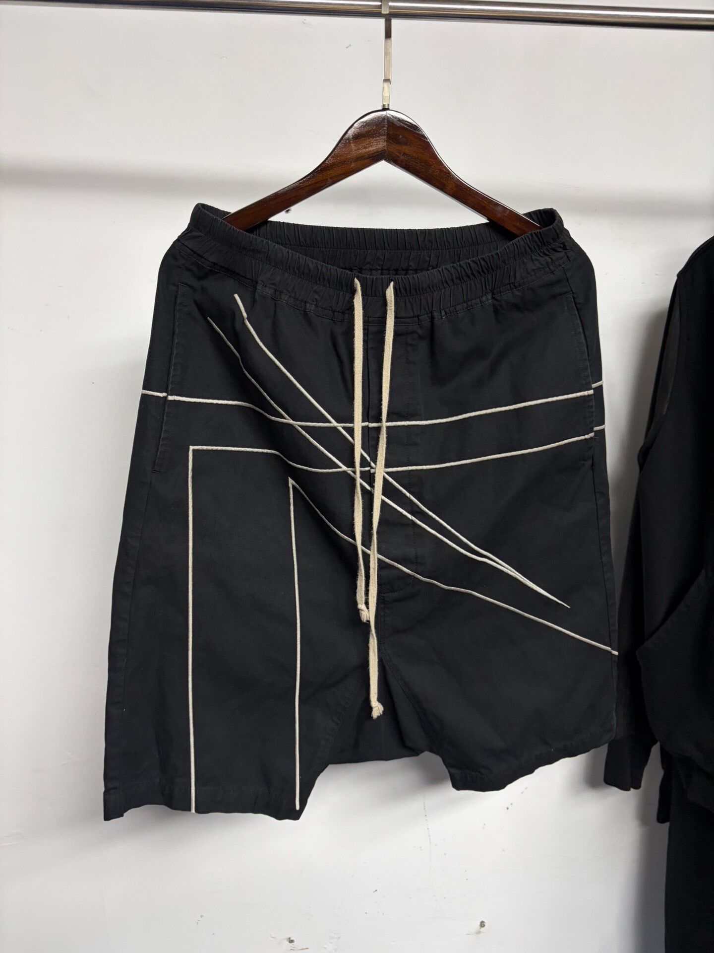 Rick Owens DIRT S/S 18 ショートパンツ Rick Owens *Steal Rick Owens SS18 Dirt Black drop crotch pod