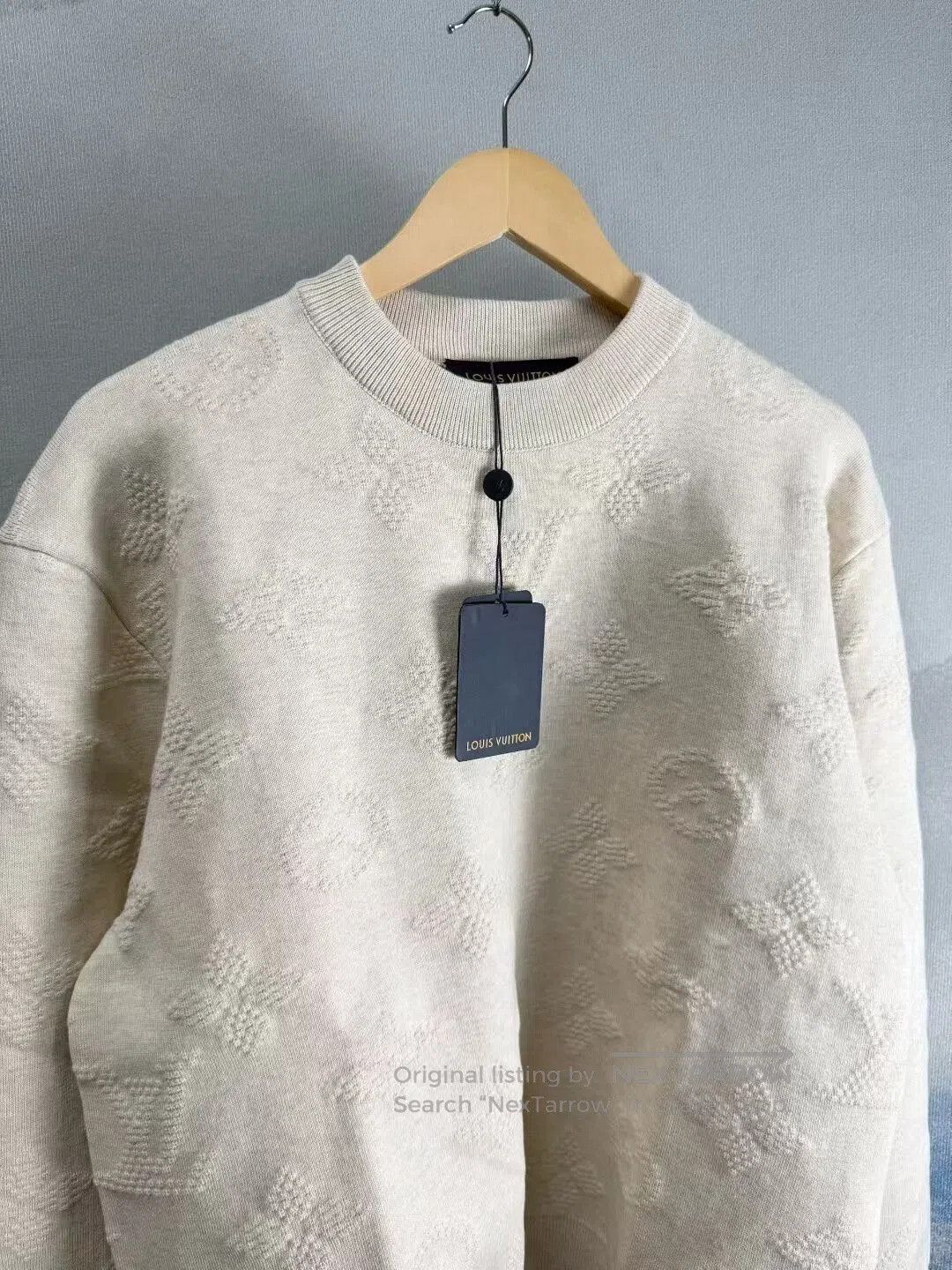 Louis Vuitton louis vuitton beige knit sweater with floral pattern. Size US M / EU 48-50 / 2 - 3 Thumbnail