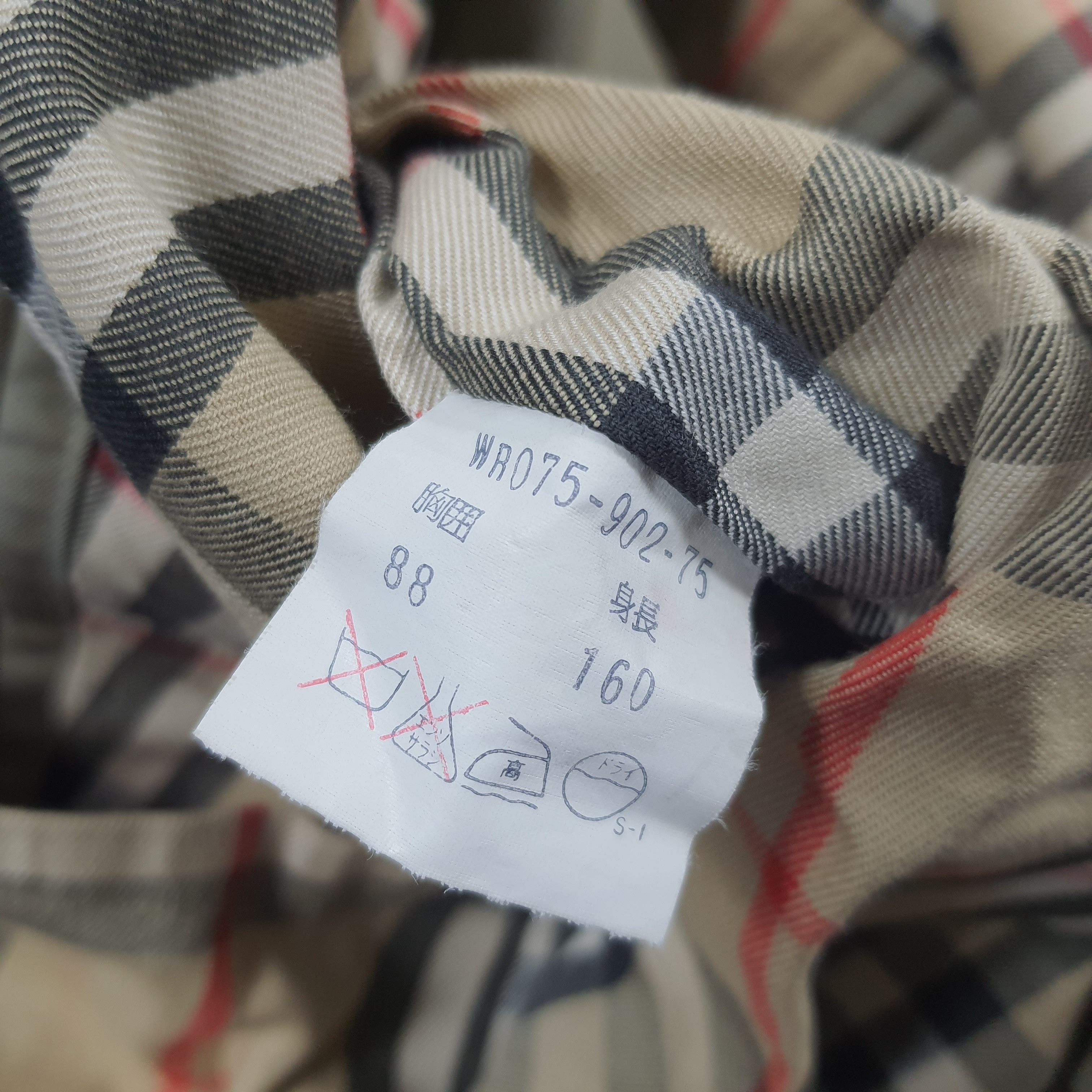 Burberry × Vintage Vintage Burberrys' Trench Coat Jacket Size US M / EU 48-50 / 2 - 6 Thumbnail