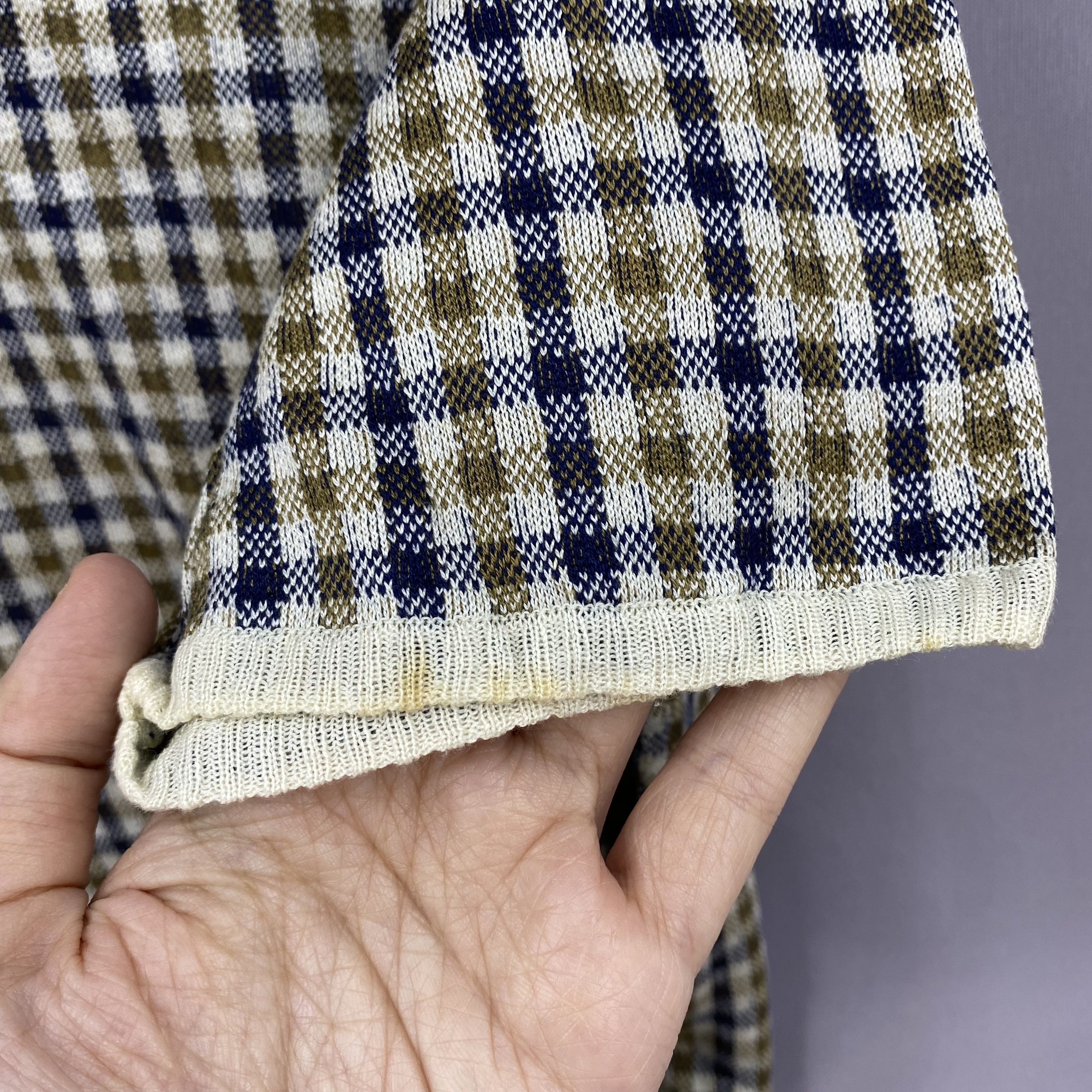 Aquascutum Vintage 90s Aquascutum Knit V-Neck Polo Shirt Plaid Pattern Size US S / EU 44-46 / 1 - 9 Thumbnail