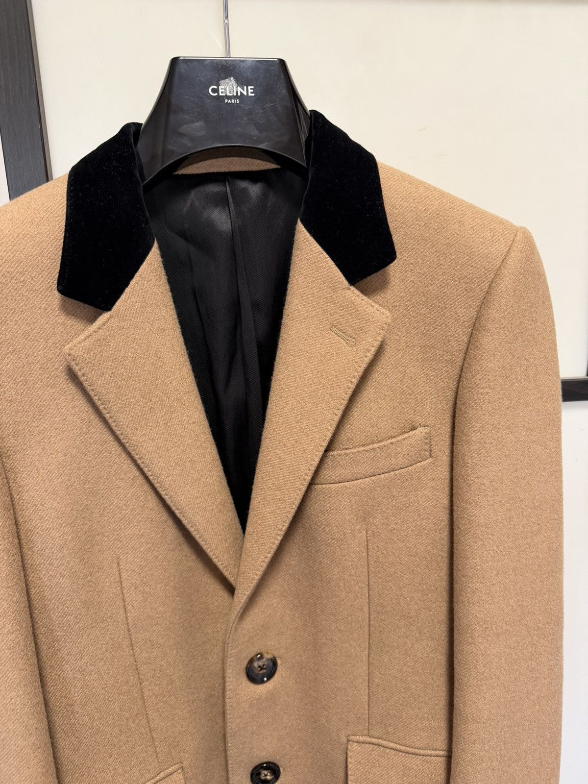 Celine × Hedi Slimane UNRELEASED - FW23 Velvet Collar Camel Chesterfield Coat Size US S / EU 44-46 / 1 - 2 Thumbnail