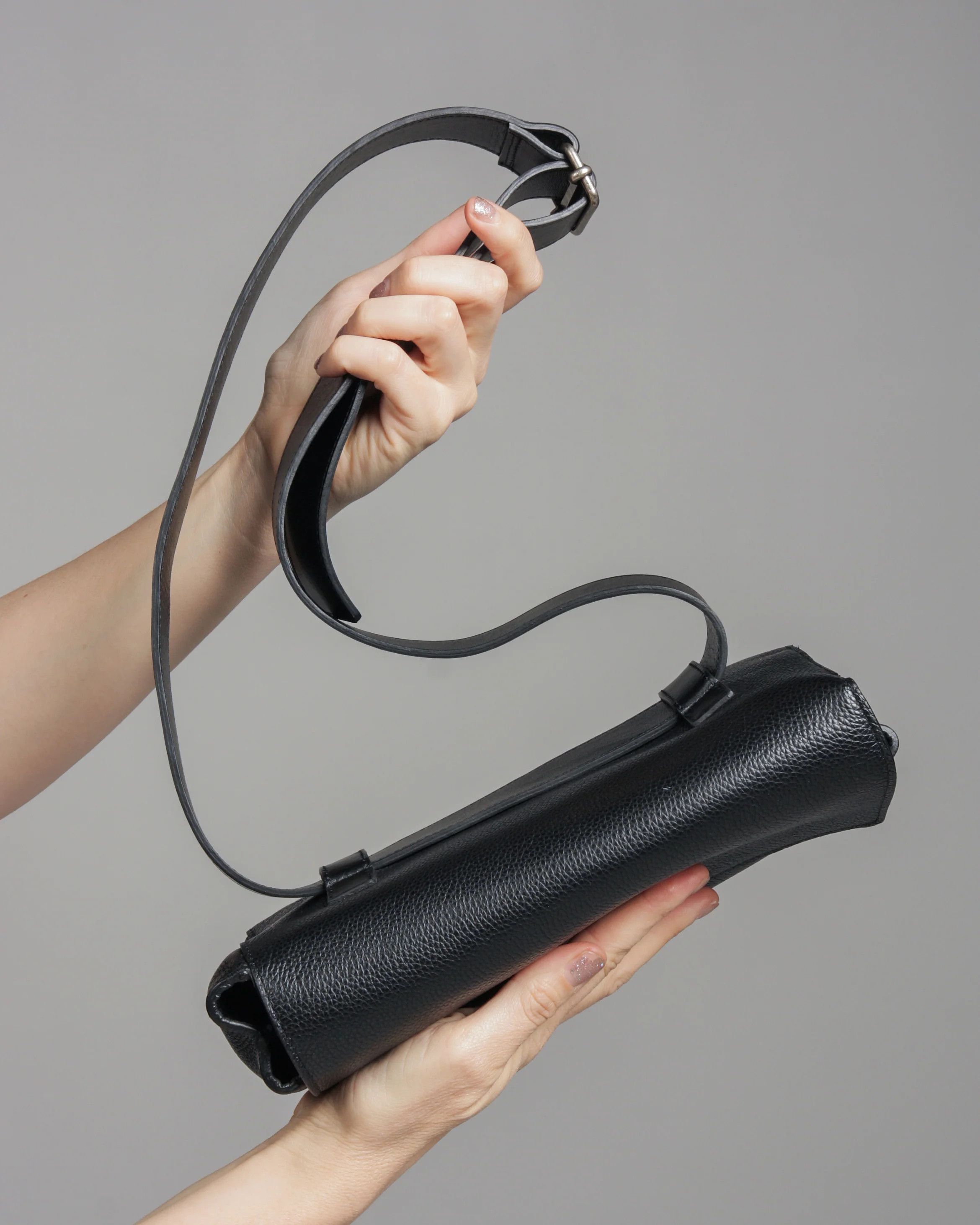 Ann Demeulemeester ANN DEMEULEMEESTER Arta Black Leather Waist Bag Size ONE SIZE - 2 Thumbnail
