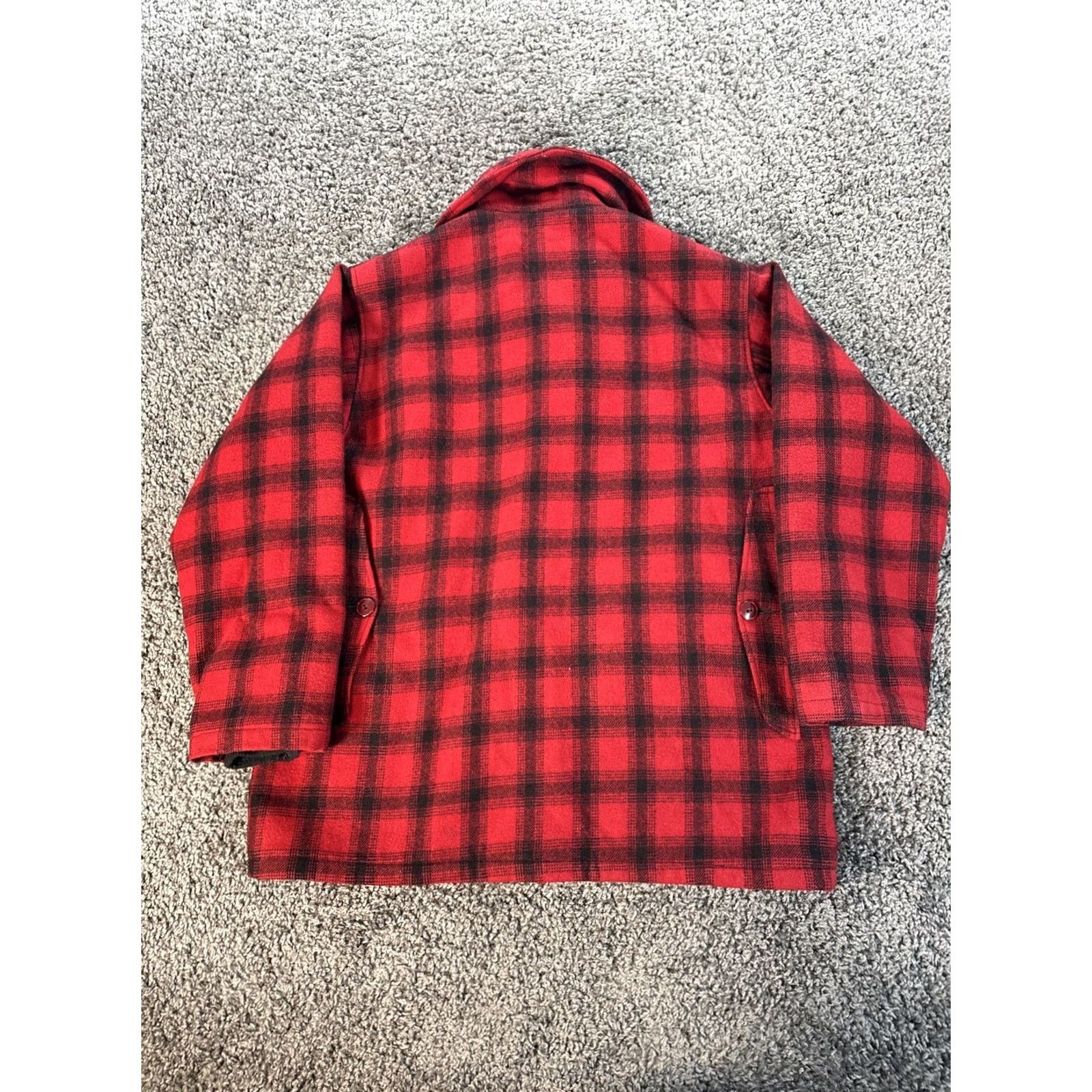 Vintage VINTAGE Woolrich 523 Chore Coat Mens 40 Buffalo Plaid Mackinaw Wool Jacket Coat Regular Red Plaid USA 60s Mens Size US XXS / EU 40 - 7 Thumbnail