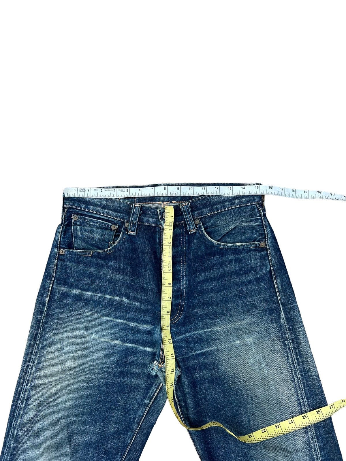 Levi's VTG 2002 Levi’s 501 XX LVC 1937 Ripped Denim Selvedge Jeans Size US 30 / EU 46 - 2 Thumbnail