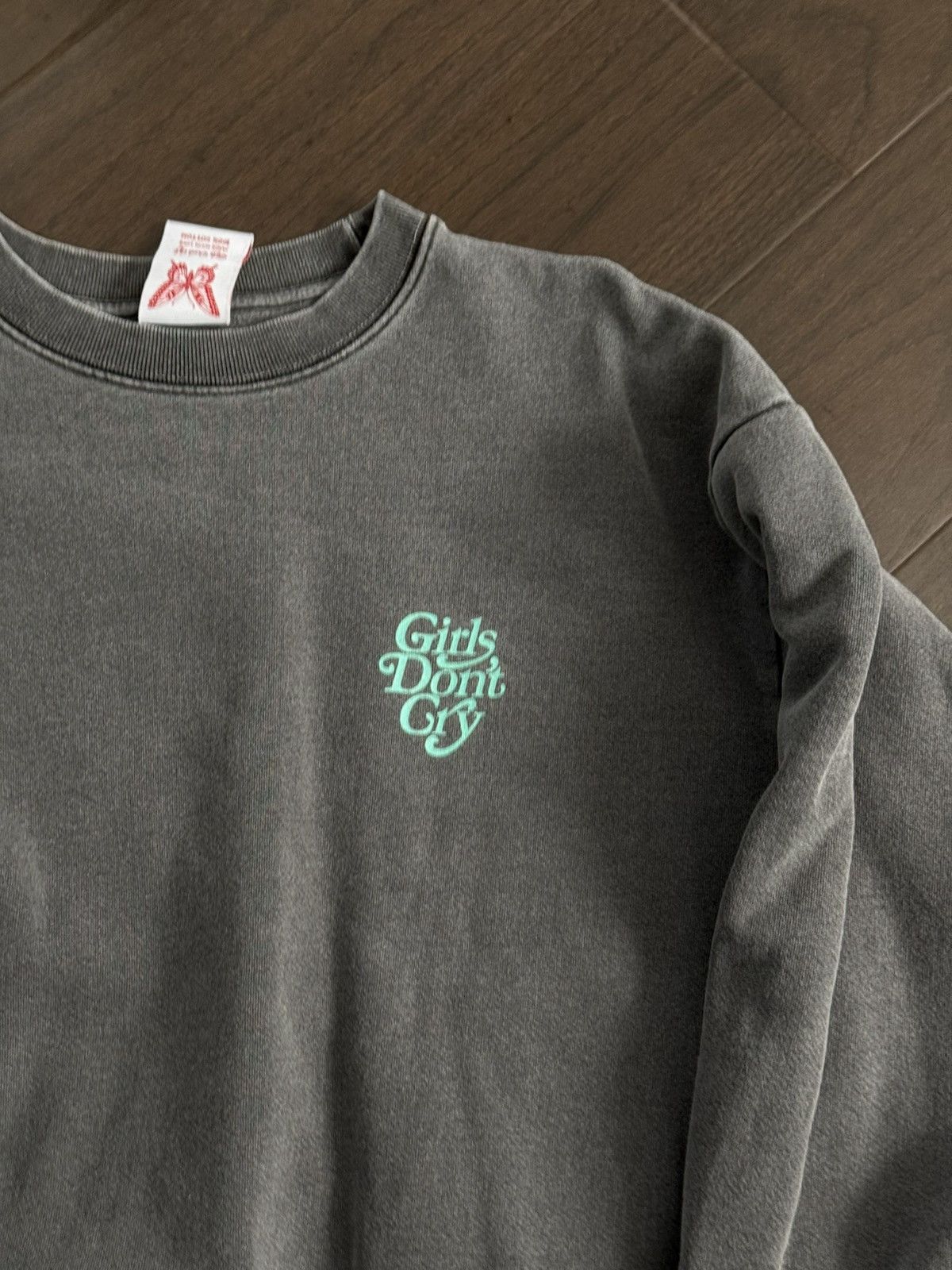 Girls Don't Cry Girls don’t cry crewneck Size US L / EU 52-54 / 3 - 2 Thumbnail