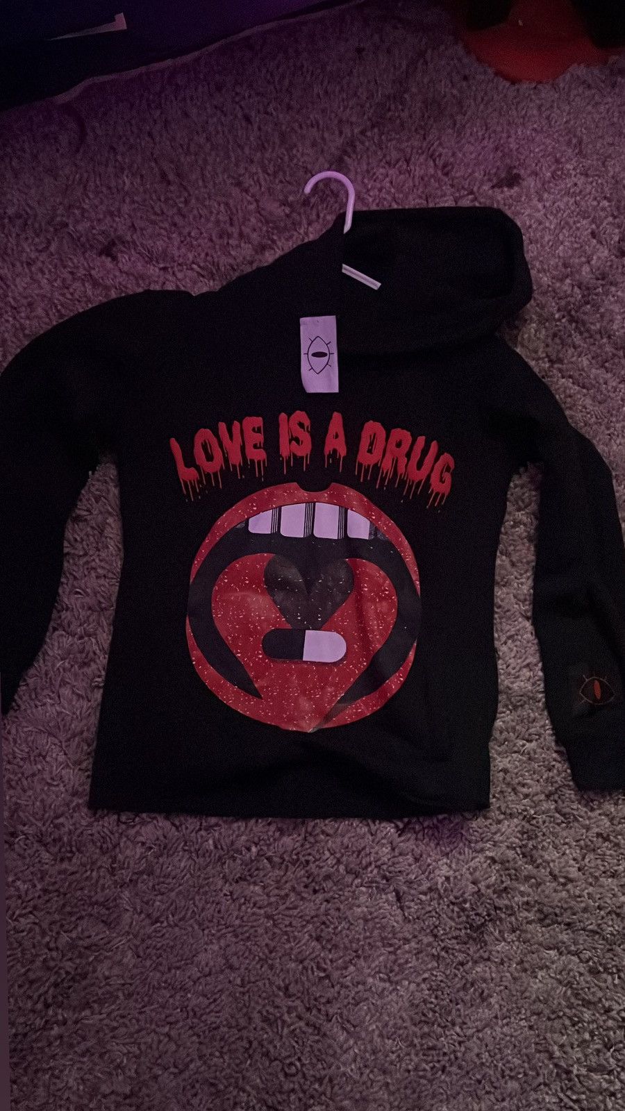 Other LOVE IS A DRUG CROPPED HOODIE Size US M / EU 48-50 / 2 - 1 Thumbnail