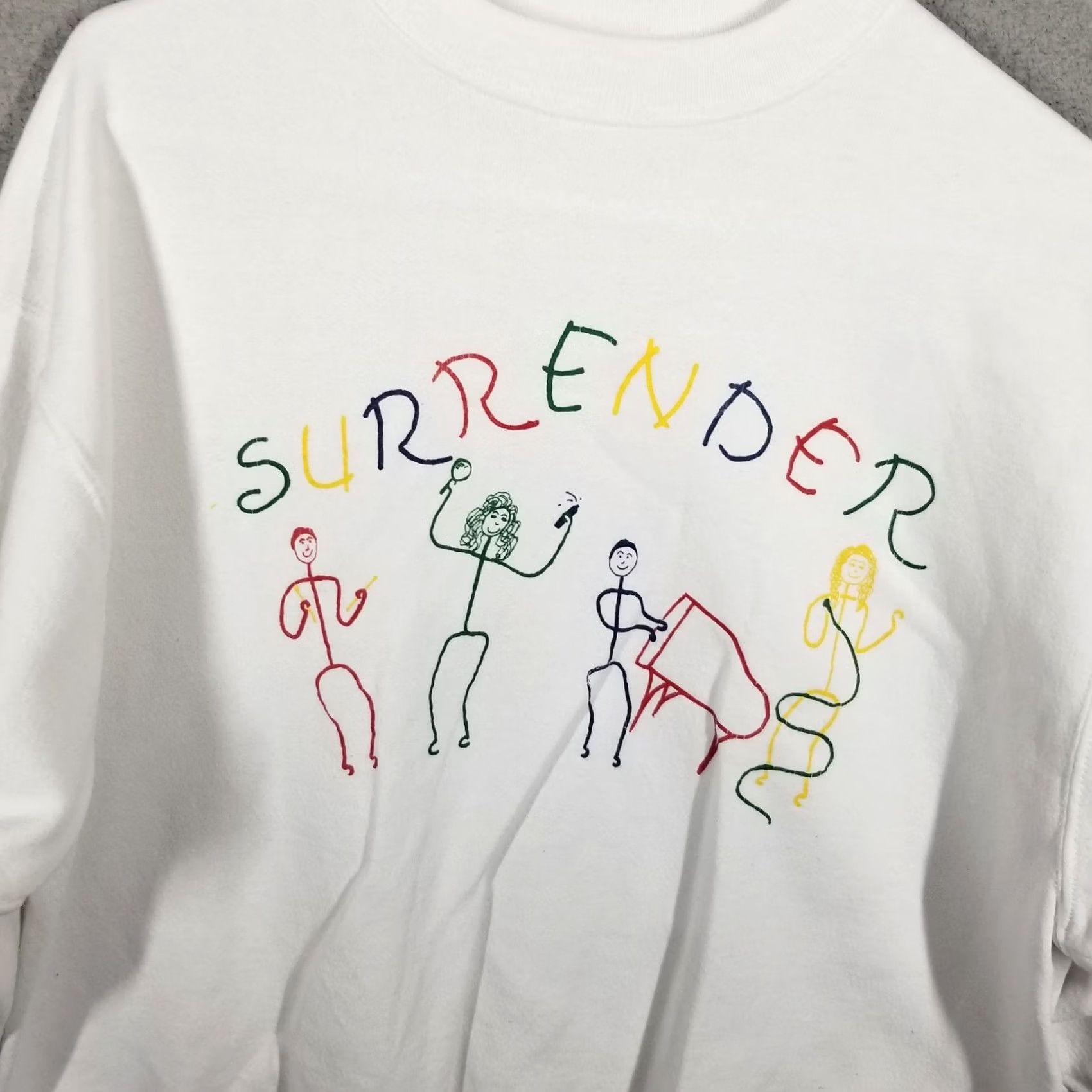 Vintage VINTAGE Surrender Band Sweatshirt Men XL White Music Crewneck Size US XL / EU 56 / 4 - 2 Thumbnail