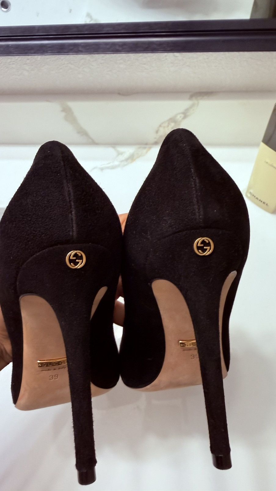 Gucci Suede Round Toe Pumps Size US 9 / IT 39 - 8 Thumbnail
