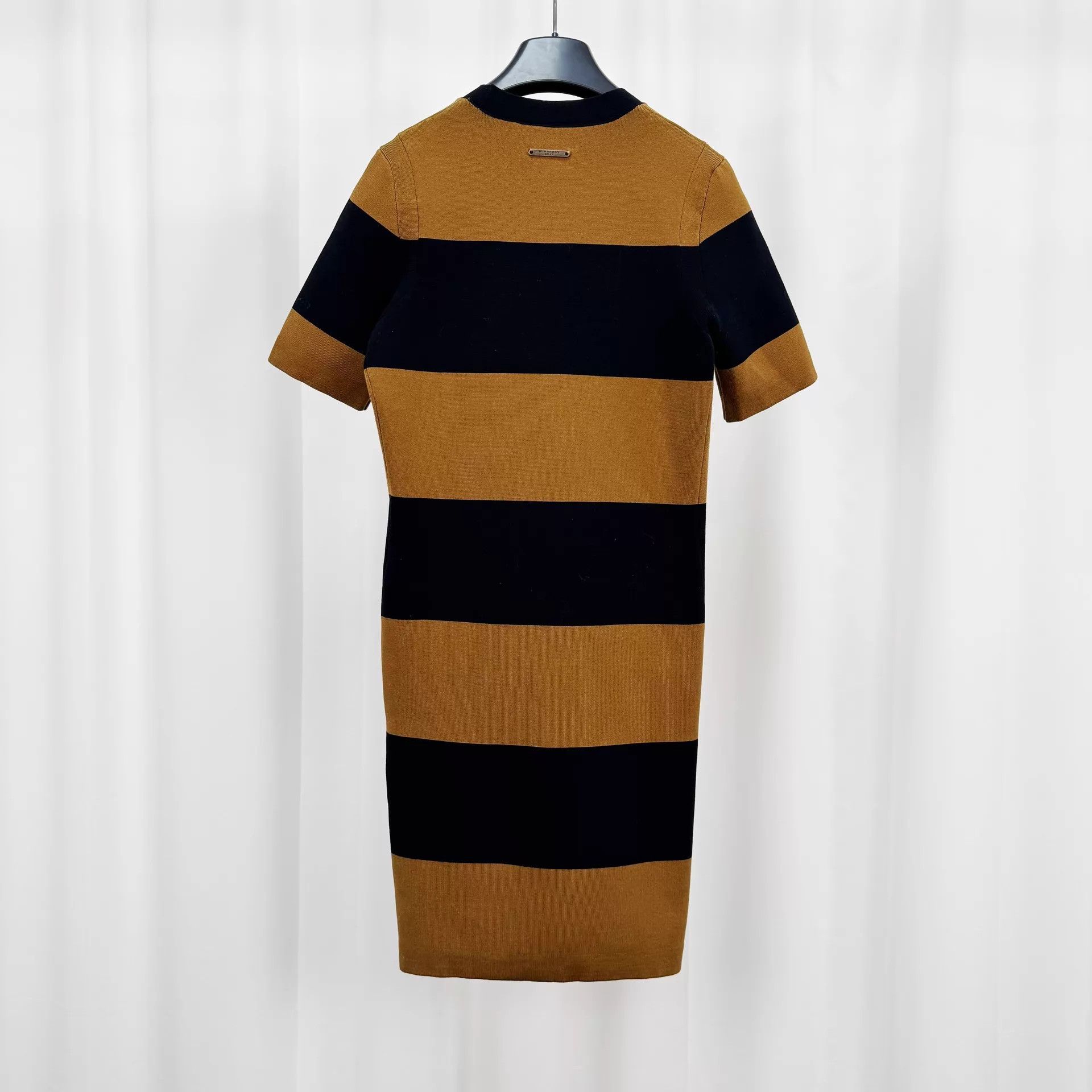Burberry Burberry women's knit stripe XS 99 new dress Size XS / US 0-2 / IT 36-38 - 2 Thumbnail