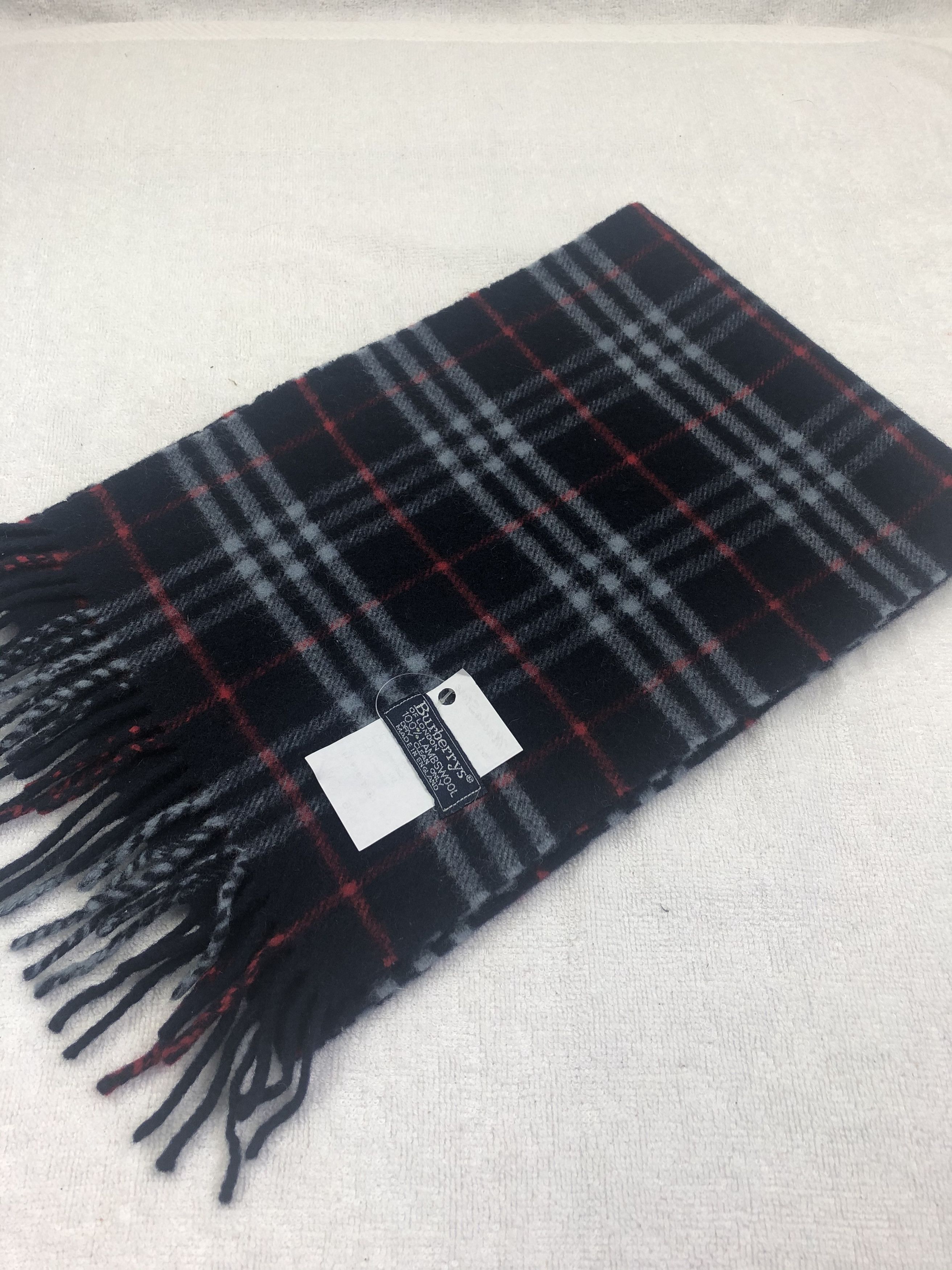 Burberry Burberry Nova Check Scarf / Muffler / Neckwear Size ONE SIZE - 6 Thumbnail
