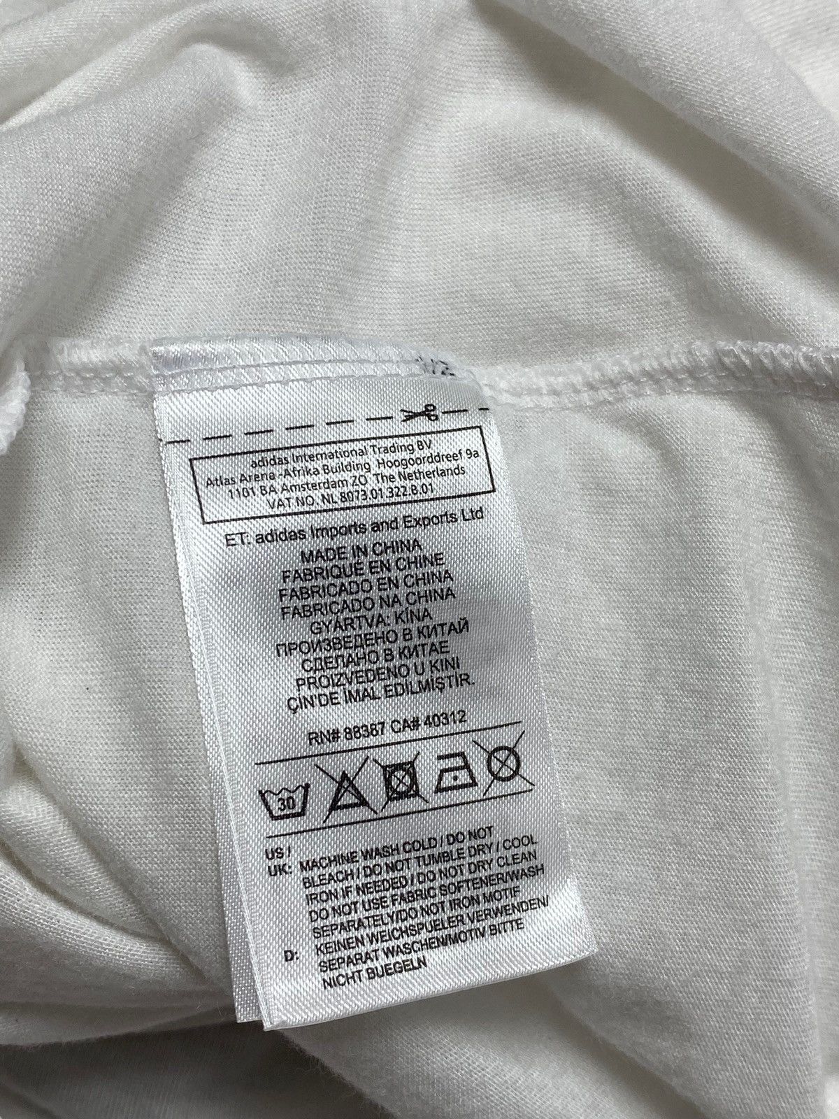 Adidas Vintage ADIDAS MANCHESTER White T Shirt Adizero Y2k Size US S / EU 44-46 / 1 - 6 Thumbnail