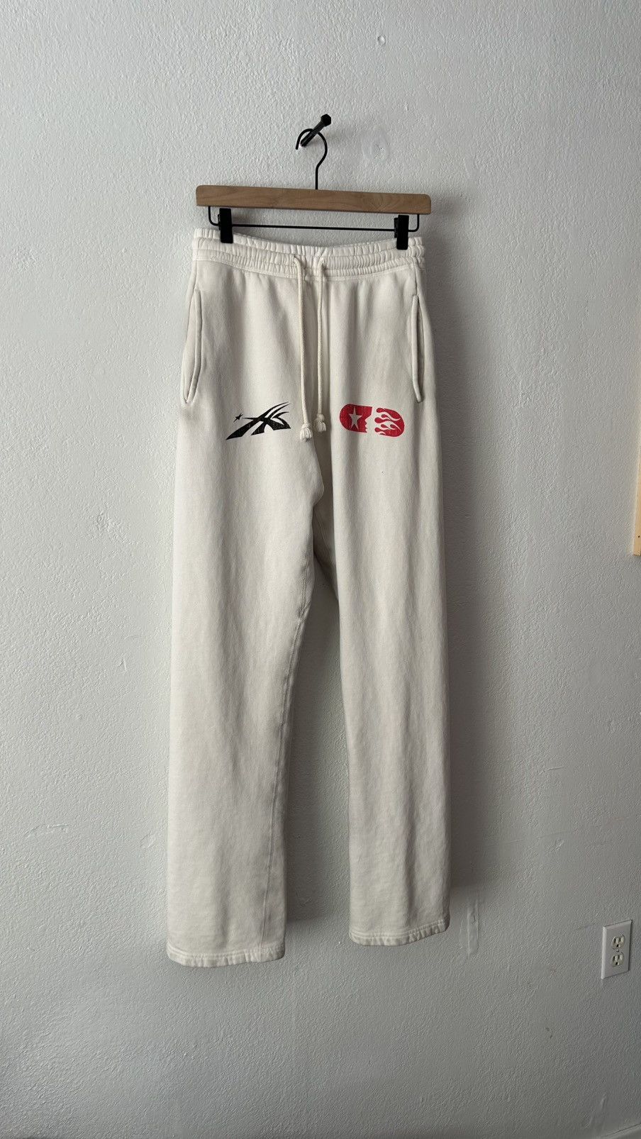 HELLSTAR Hellstar White Skull Sweat Pants Size US 30 / EU 46 - 2 Thumbnail