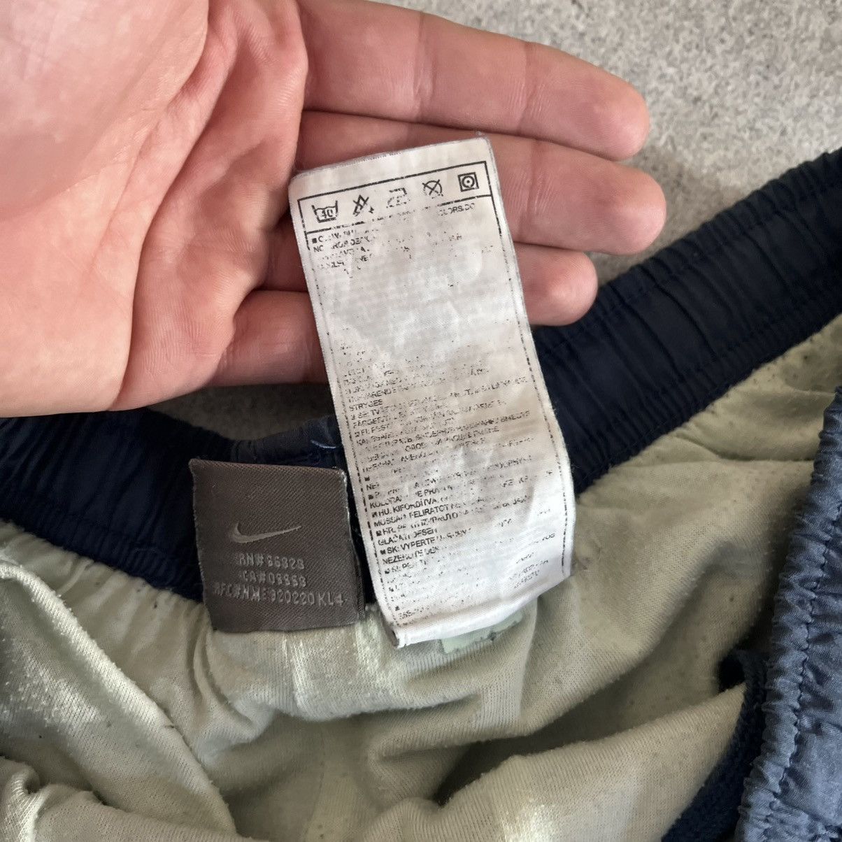 Nike 00s Vintage Nike Pants Nylon Rare Swoosh Drill Size US 35 - 10 Thumbnail