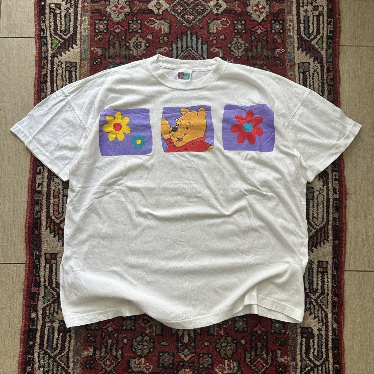 Vintage 90s Winnie the Pooh Graphic Tee Size L Vintage Disney Size US L / EU 52-54 / 3 - 1 Thumbnail