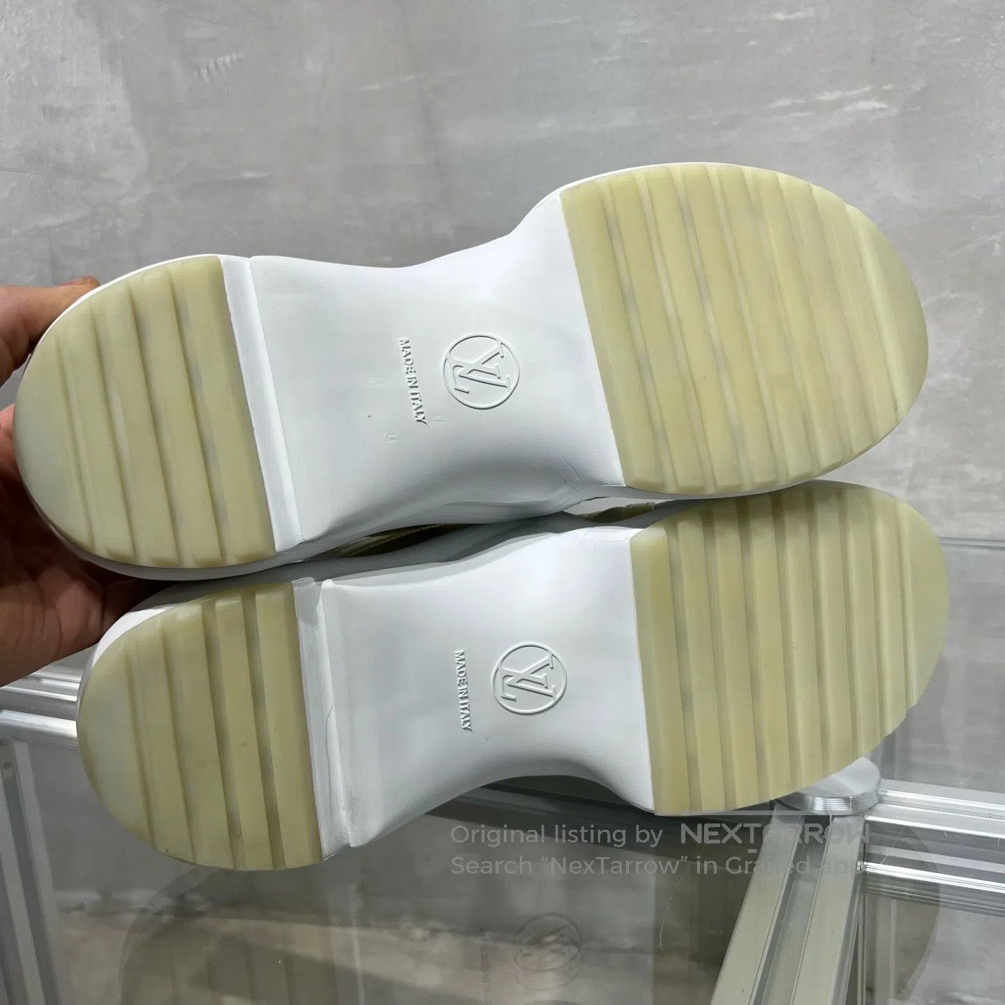 Louis Vuitton Louis Vuitton Classic dad shoes, white Size US 7 / IT 37 - 7 Thumbnail