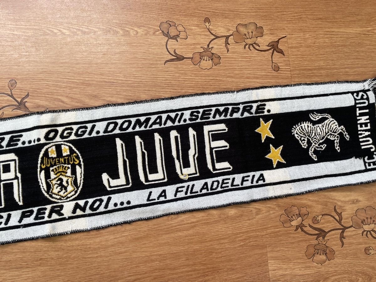 Vintage Vintage Juventus “Forza Juve” Football Soccer Scarf Size ONE SIZE - 6 Thumbnail