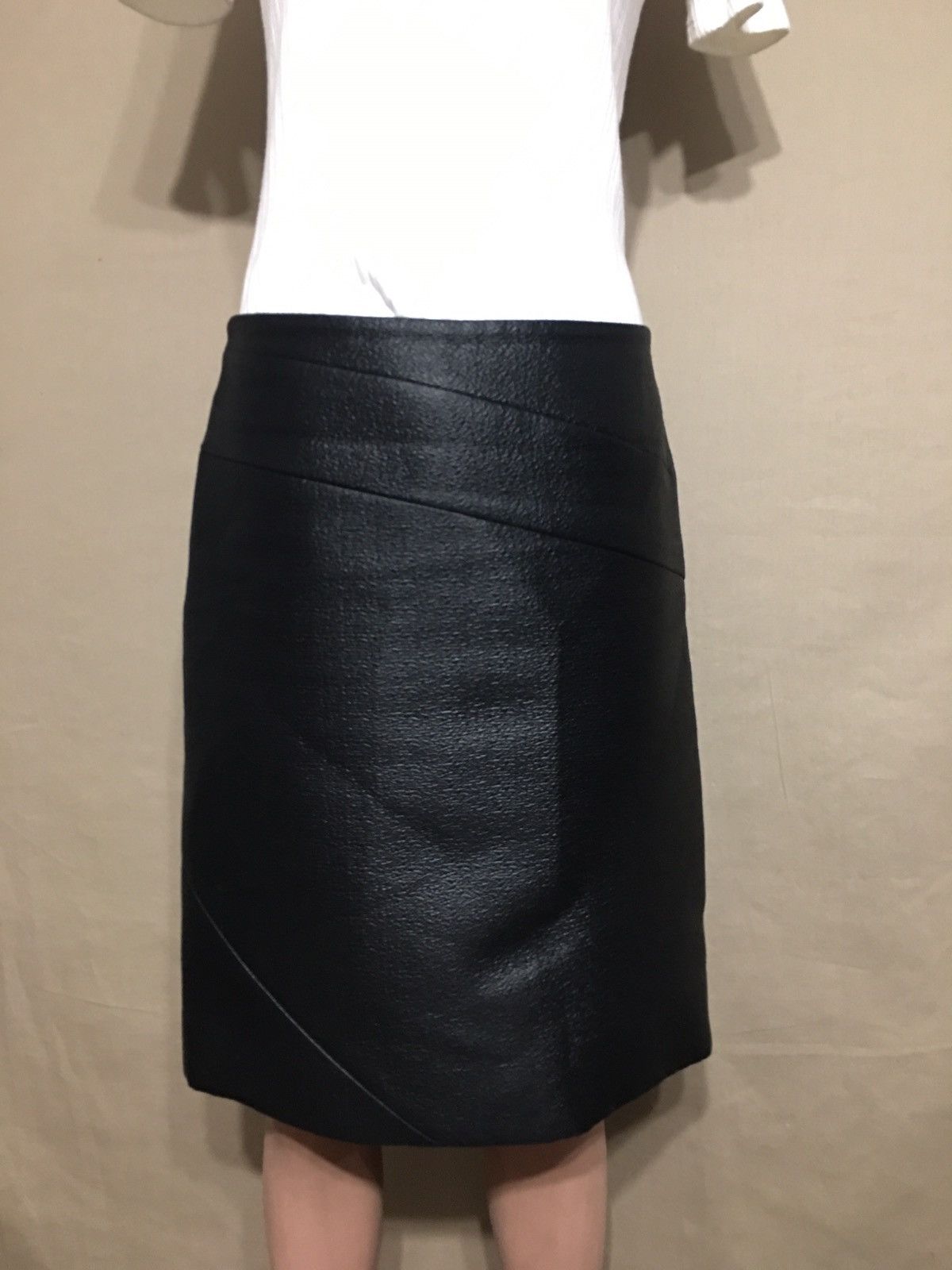 Celine CELINE Wool Blend Black Elegant Short Skirt Size EU 40 Size 28" / US 6 / IT 42 - 1 Thumbnail