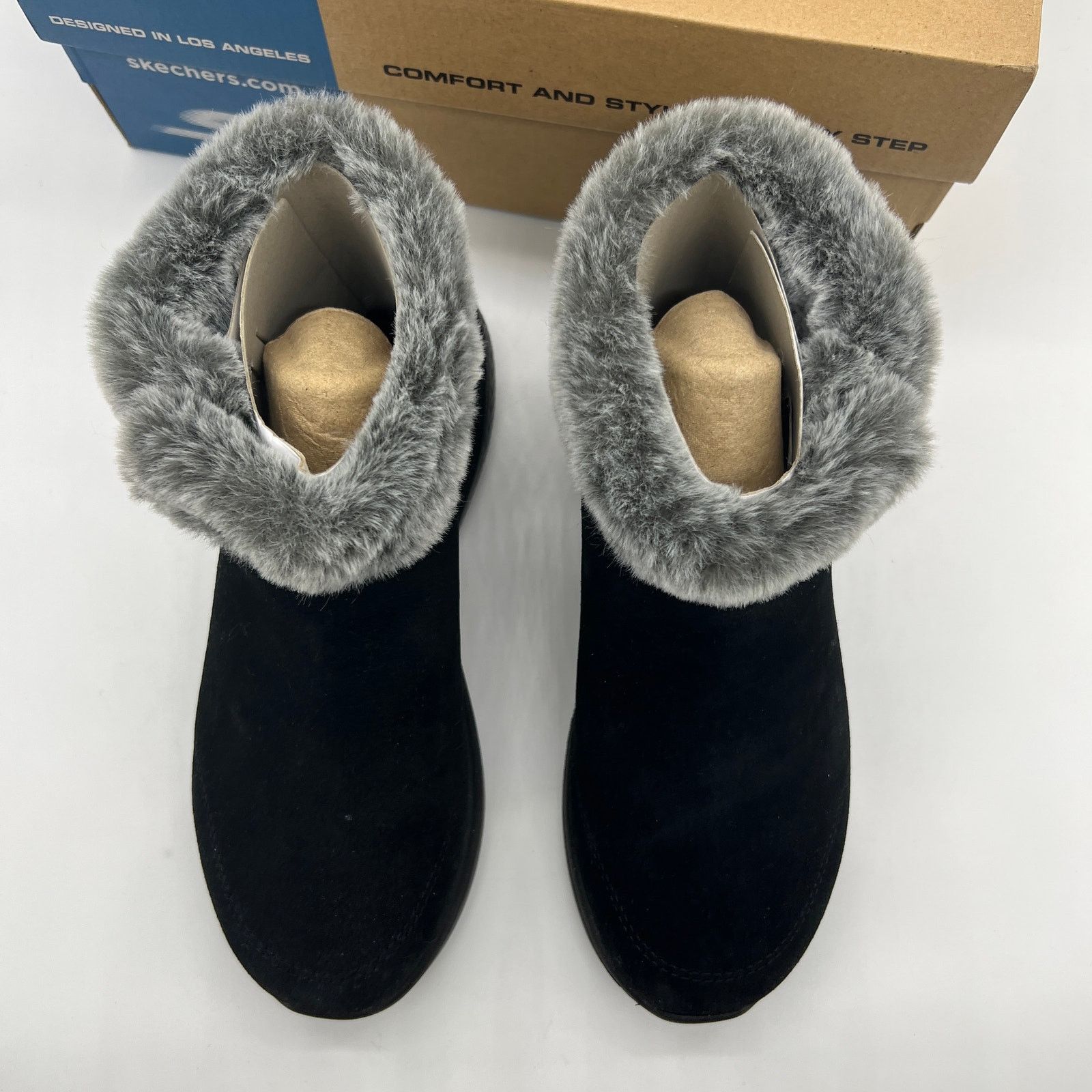 SKECHERS Skechers Ankle Boots Size 6 On the GO City 2 Black Suede Size US 6 / IT 36 - 4 Thumbnail