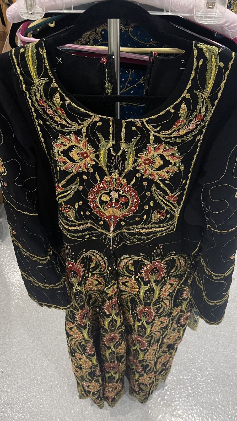 Vintage Embellished full length sequin embroidered floral gown Size L / US 10 / IT 46 - 1 Thumbnail