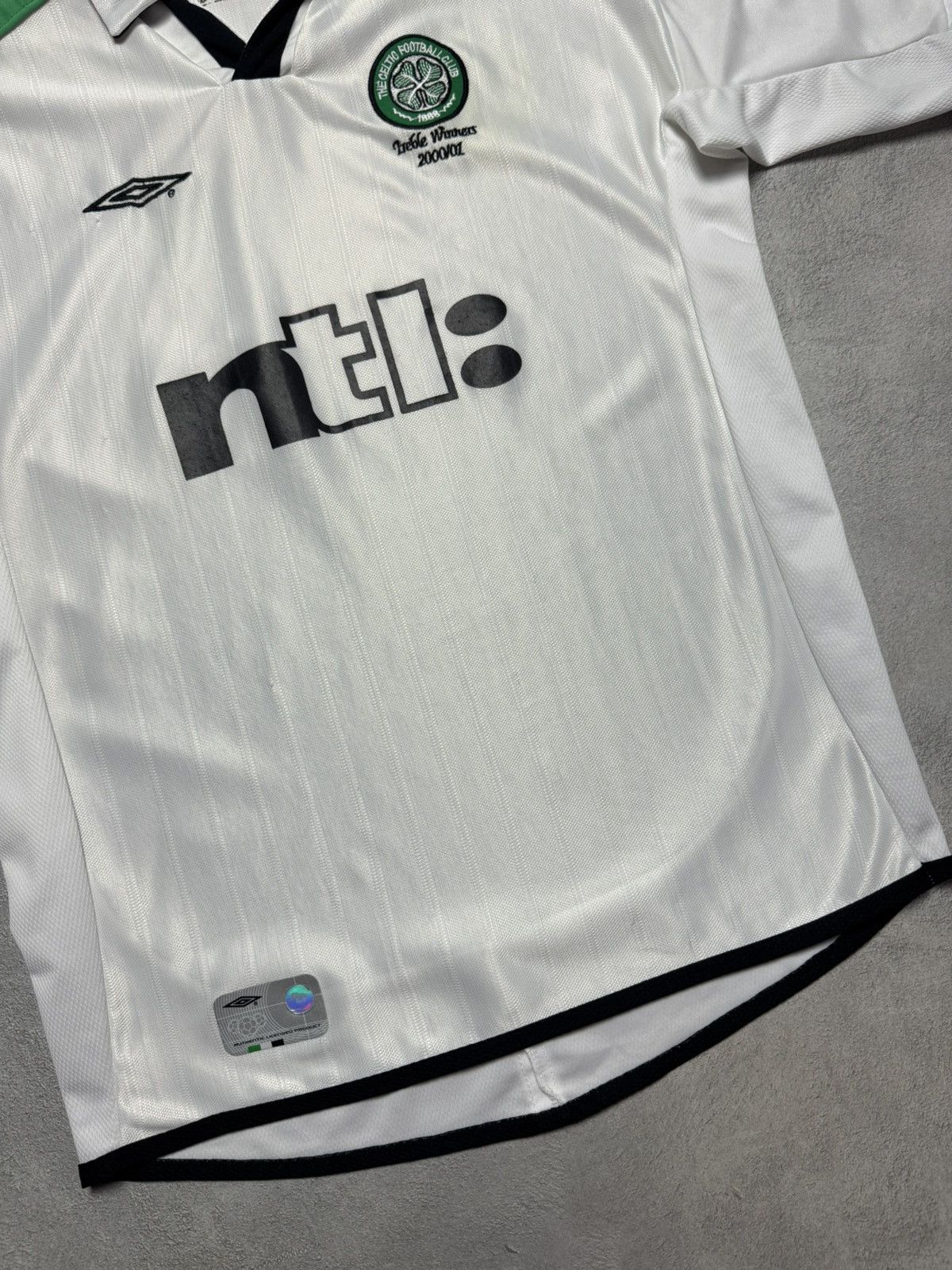 Umbro Celtic 2001 2002 Away Football Shirt Soccer Jersey Umbro Size US M / EU 48-50 / 2 - 4 Thumbnail