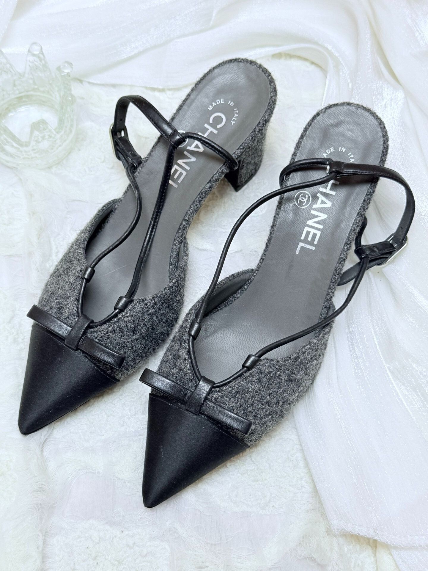 Chanel Chanel Wool Multi Sandals us_6 Women Size US 6 / IT 36 - 1 Thumbnail