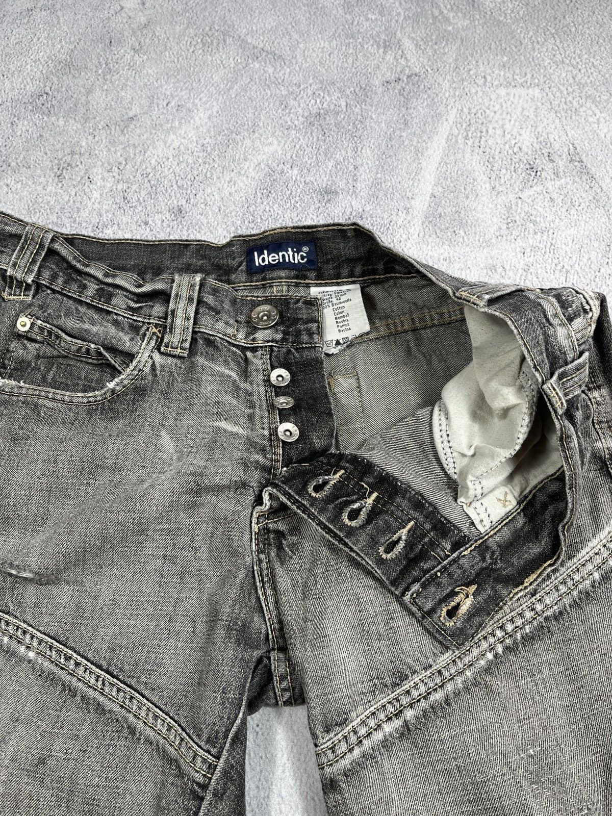 Other Vintage 90s Distressed 3/4 denim shorts faded style size 33 Size US 33 - 4 Thumbnail