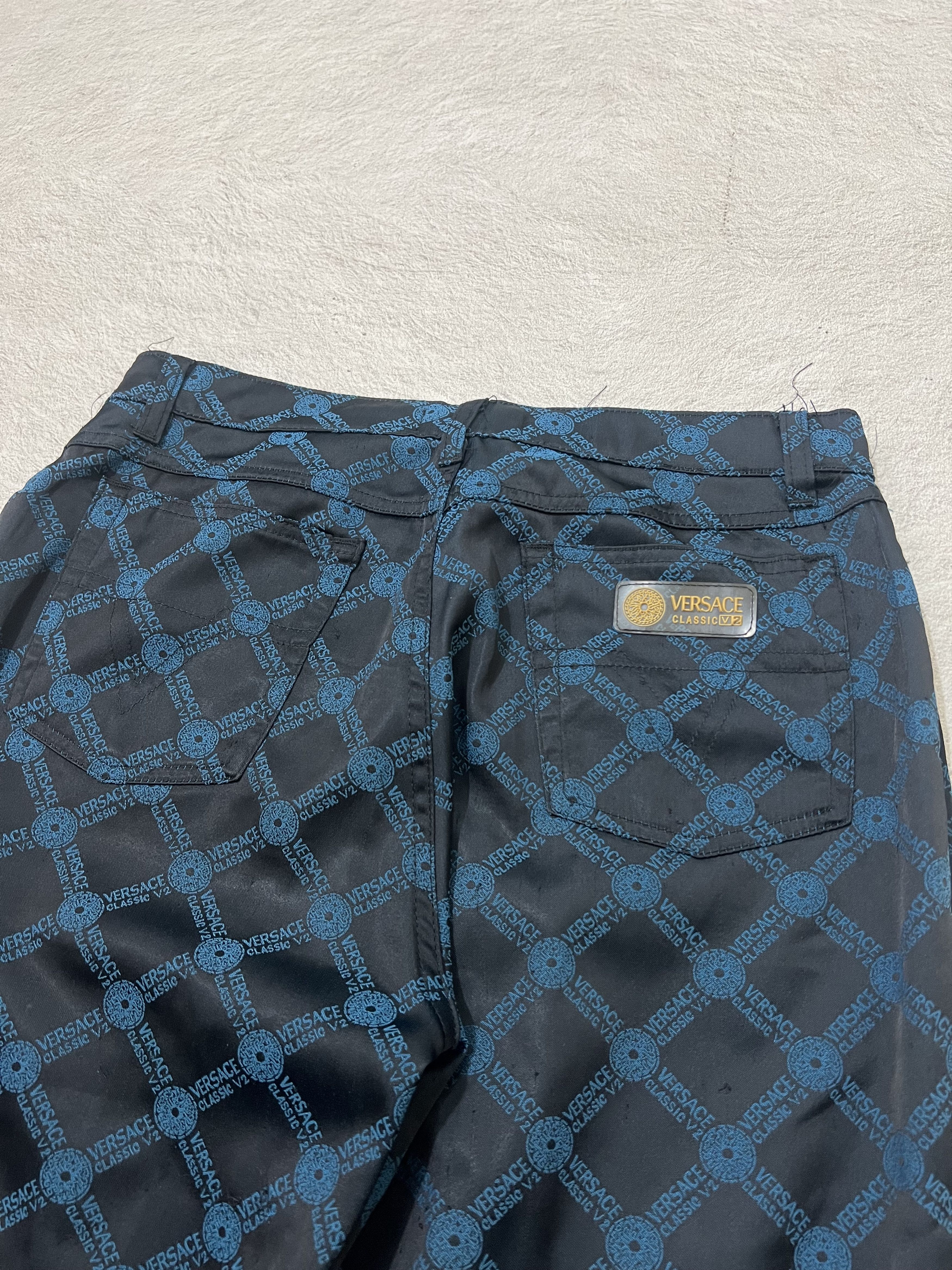 Japanese Brand 2000s Versace V2 Classic Embroidery Pattern Silk Pants Size US 30 / EU 46 - 3 Thumbnail