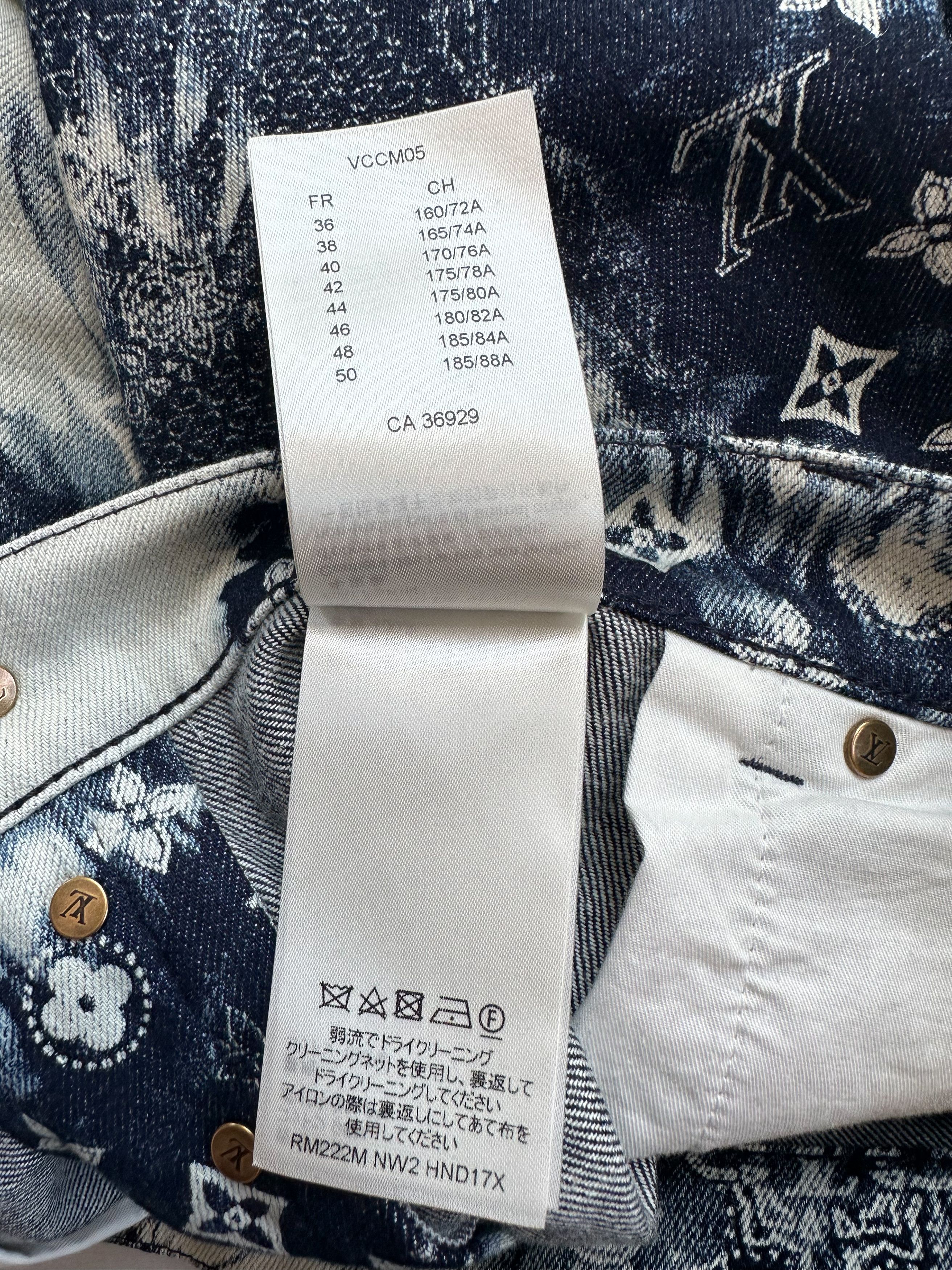 Louis Vuitton Louis Vuitton Blue Bleached Bandana Monogram Denim Shorts Size US 36 / EU 52 - 7 Thumbnail