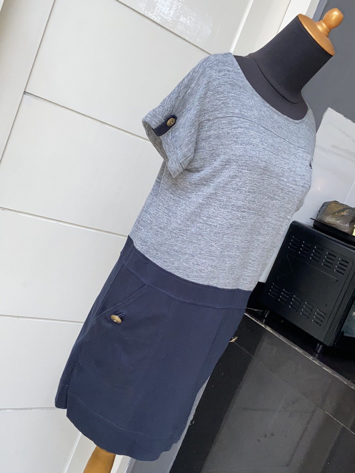 Burberry BURBERRY Grey Midi Dress Size XS / US 0-2 / IT 36-38 - 9 Thumbnail