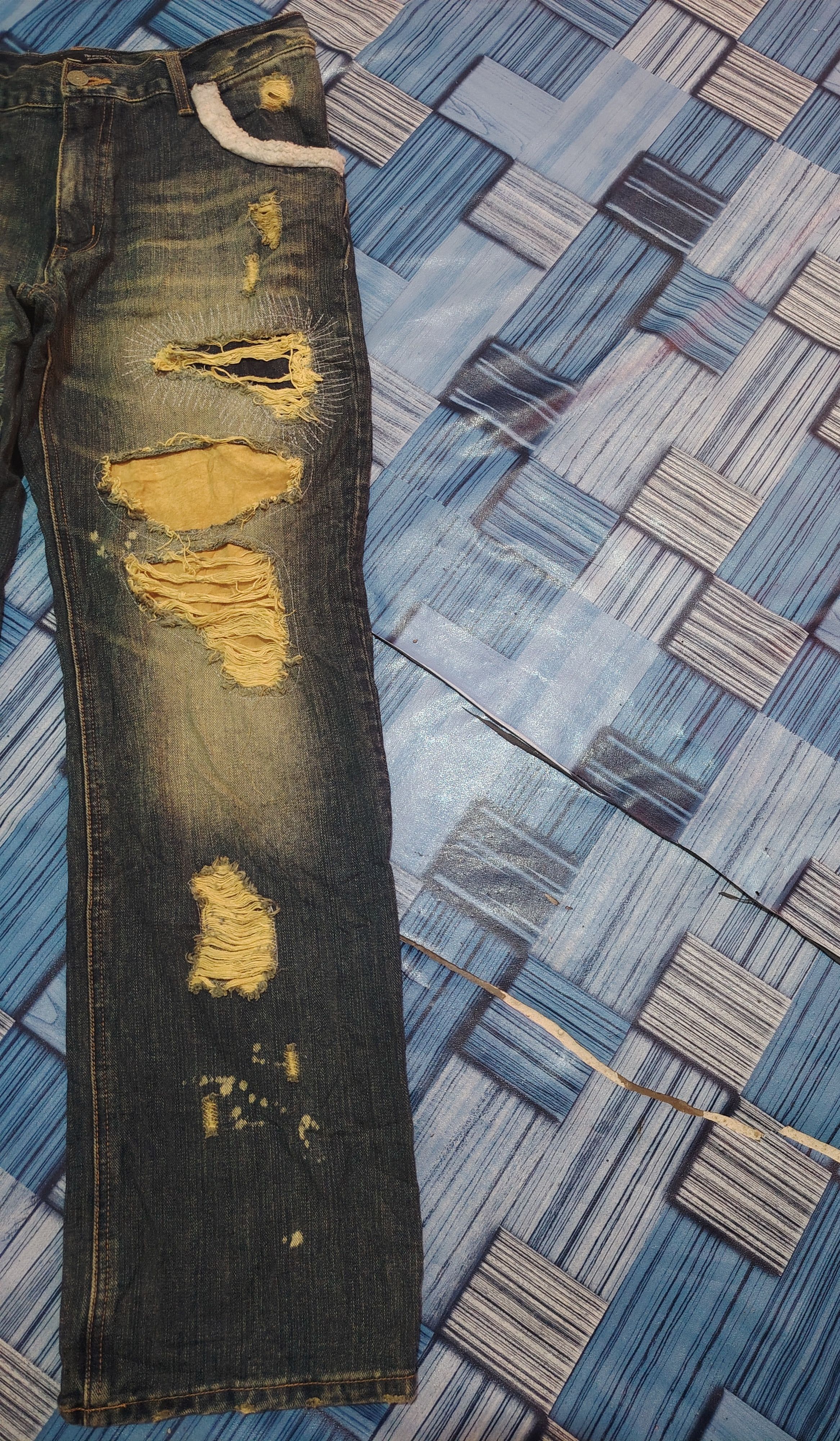 Who Decides War Japanese Exhibitionist TTU Distressed Denim Size US 33 - 5 Thumbnail