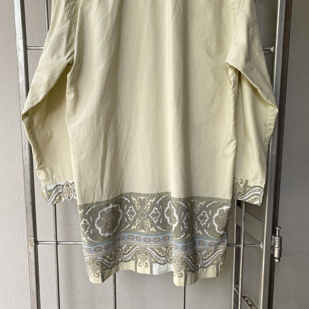 Etro ETRO Beige Pattern Trim Shirt Size M / US 6-8 / IT 42-44 - 5 Thumbnail