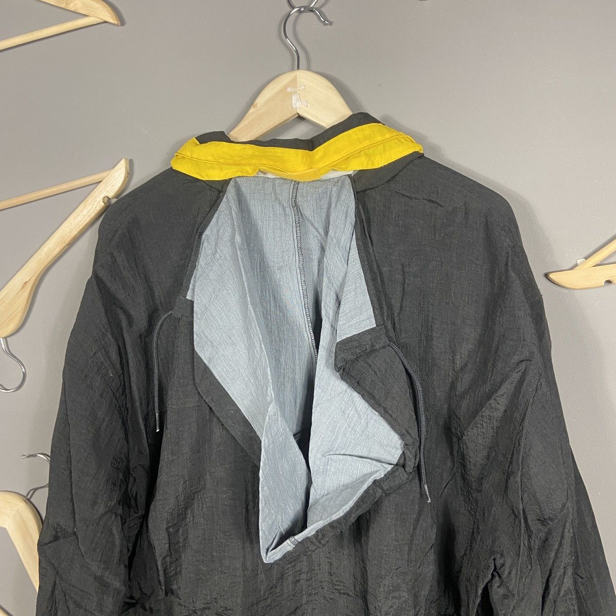 NHL × Starter × Vintage Vintage Starter Boston Penguins NHL hockey jacket Size US XL / EU 56 / 4 - 7 Thumbnail