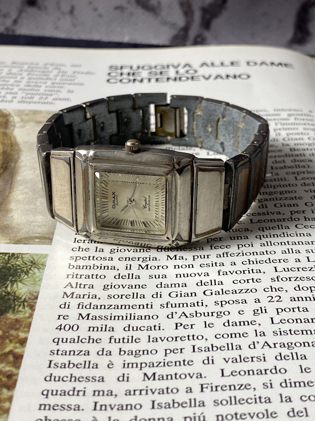 Jewelry Omax Crystal Watch - Stylish Quartz Timepiece Size ONE SIZE - 8 Thumbnail