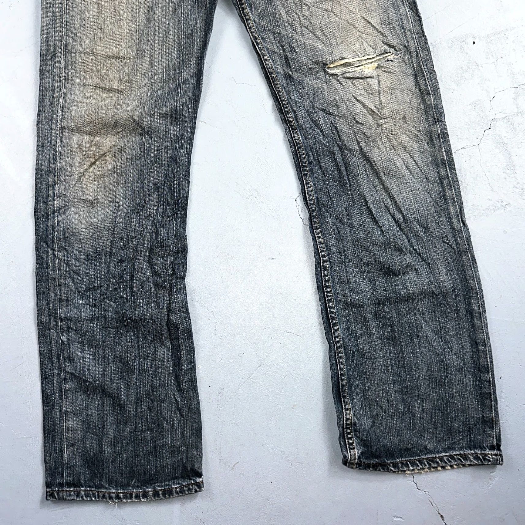 Levi's VINTAGE Levi's 501 Jeans Black Medium Wash Straight Leg 34x34 90s Mens Size US 34 / EU 50 - 3 Thumbnail
