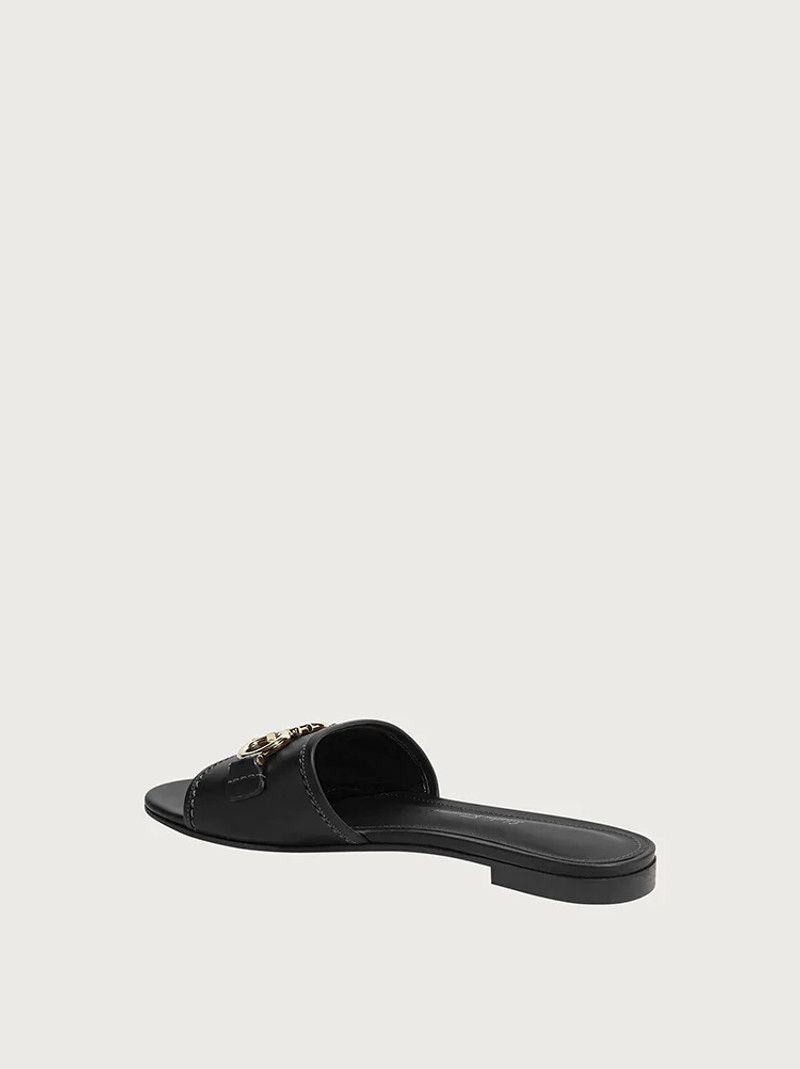 Salvatore Ferragamo o1s1rm0526 Gancini Slides in Black Size US 11 / IT 41 - 3 Thumbnail