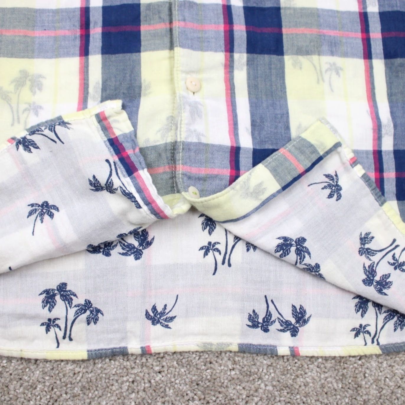 Tommy Bahama Tommy Bahama Shirt Mens 2XL XXL Yellow/Blue Island Print Cotton S/S Button-Up Hawaiian Casual Shirt Mens 2XL Size US XXL / EU 58 / 5 - 3 Thumbnail