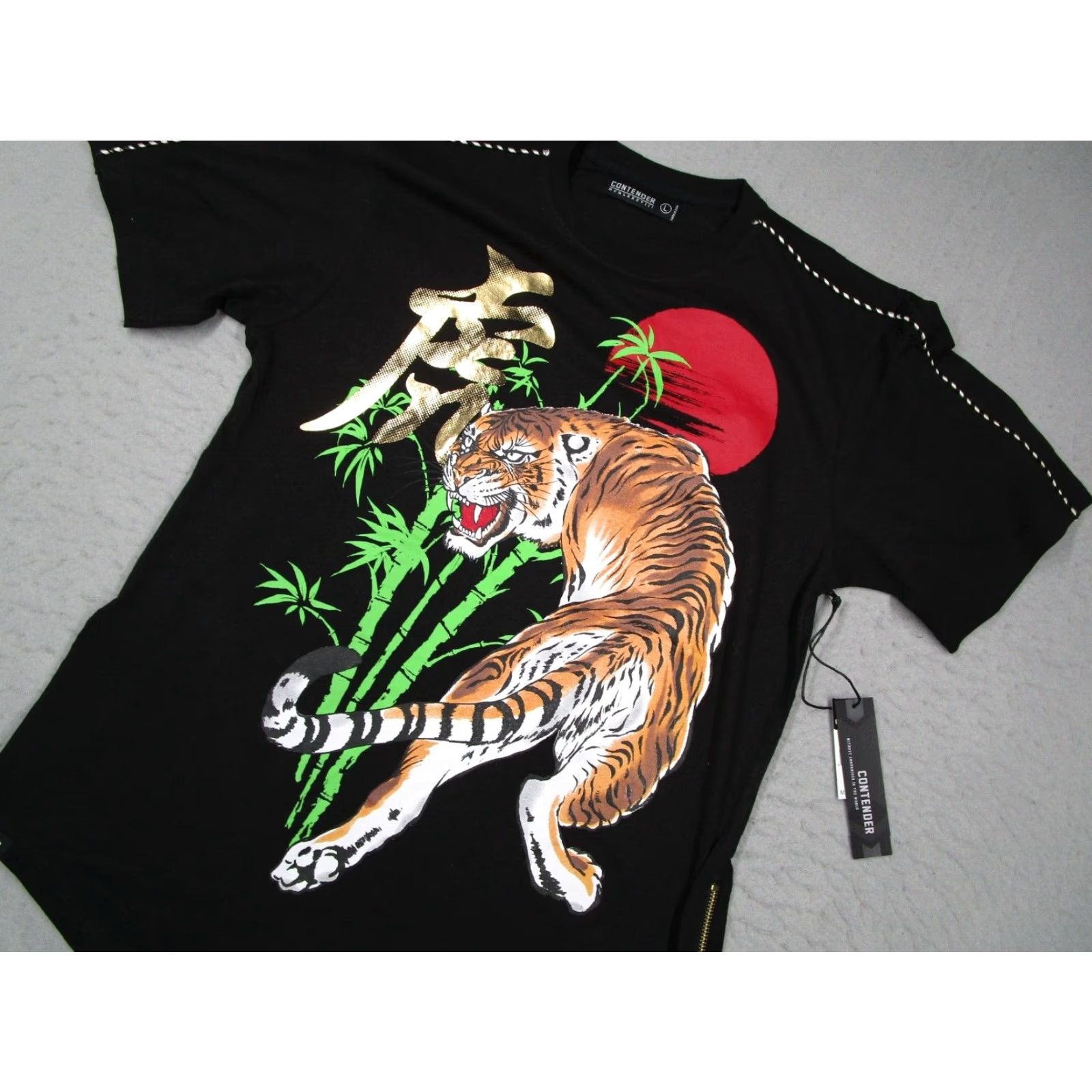 Vintage VINTAGE Contender T-Shirt Mens Large Black Short Sleeve Crew Neck Tiger Graphic 80s Camouflage Size US L / EU 52-54 / 3 - 2 Thumbnail