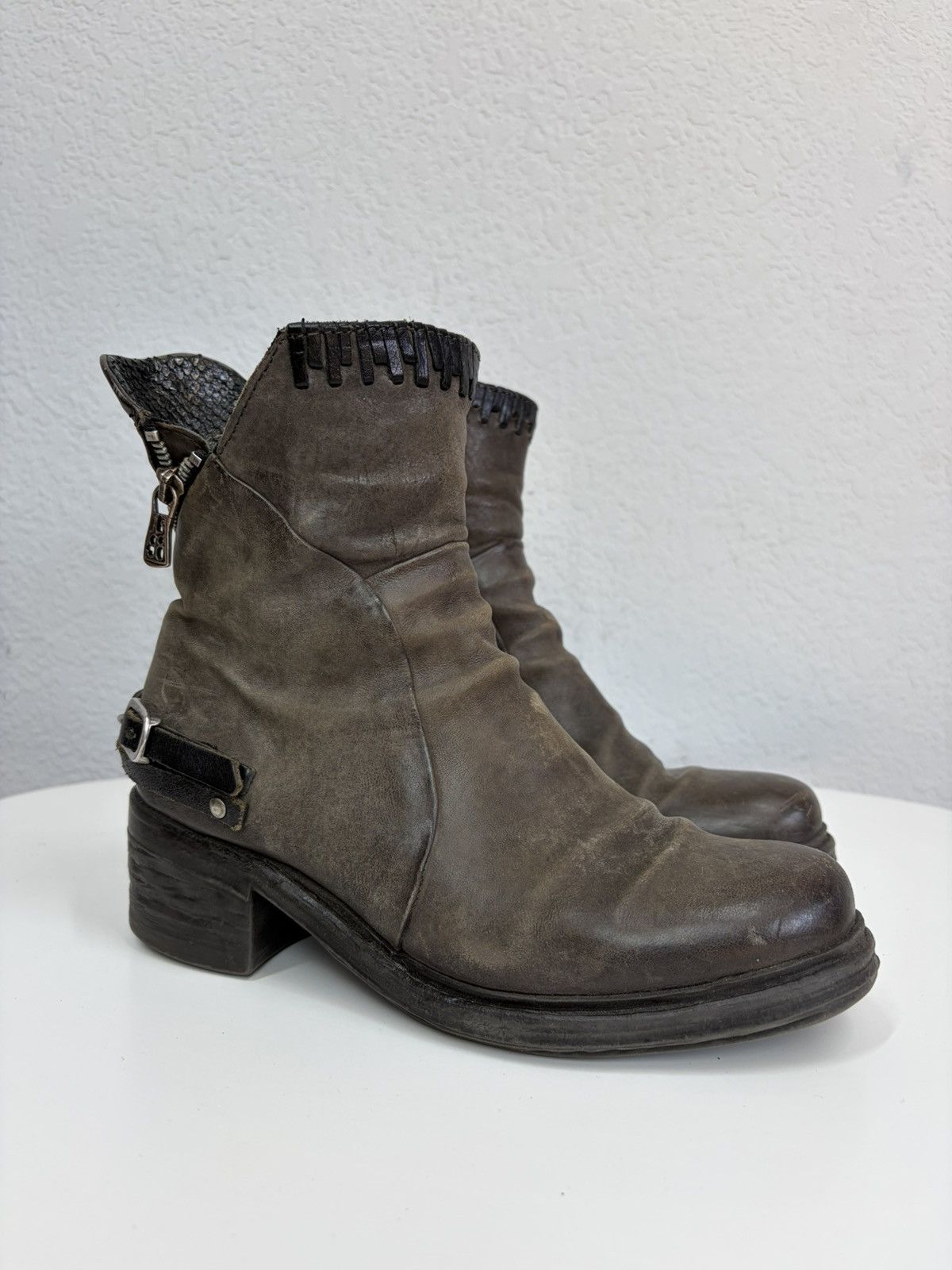 If Six Was Nine AS 98 Vibe Artisan Black Leather Side Zip Ankle Biker Boots Size US 5 / EU 37 - 1 Thumbnail