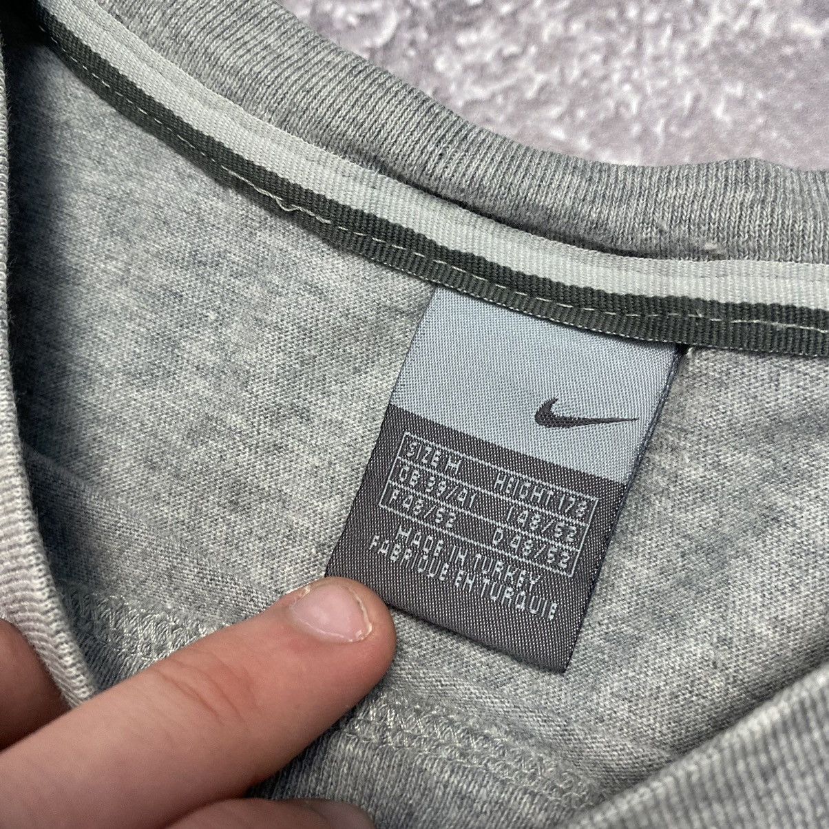 Vintage Vintage Nike Small Swoosh Grey Basic Drill tee Size US M / EU 48-50 / 2 - 7 Thumbnail