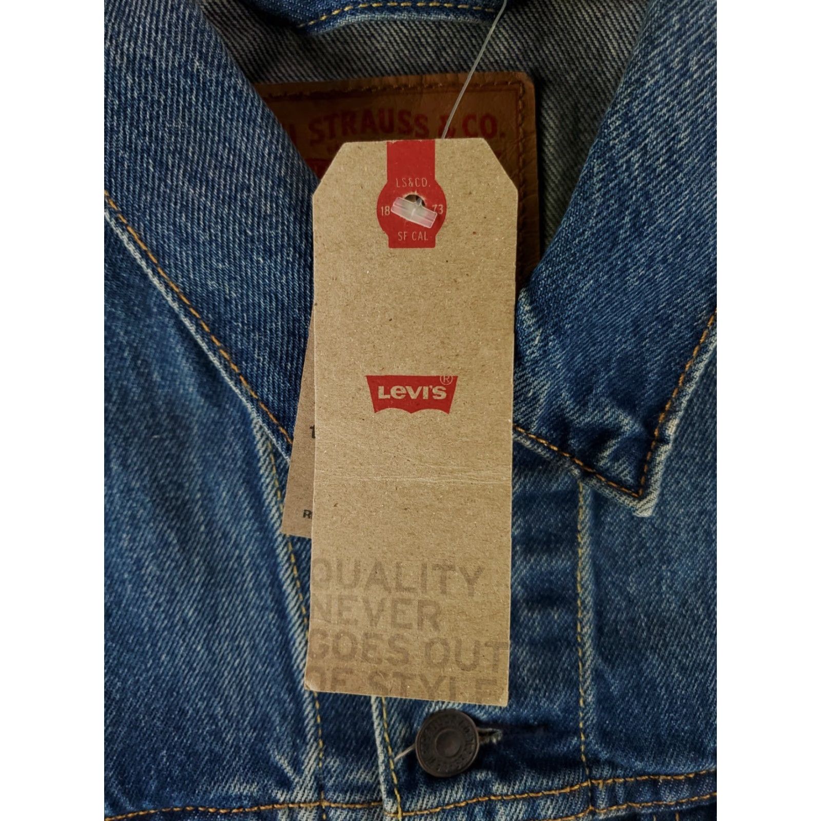 Levi's Levi's Jacket Type III Trucker Blue Red Striped Bolt Long Sleeve Mens XL NWT Size US XL / EU 56 / 4 - 3 Thumbnail