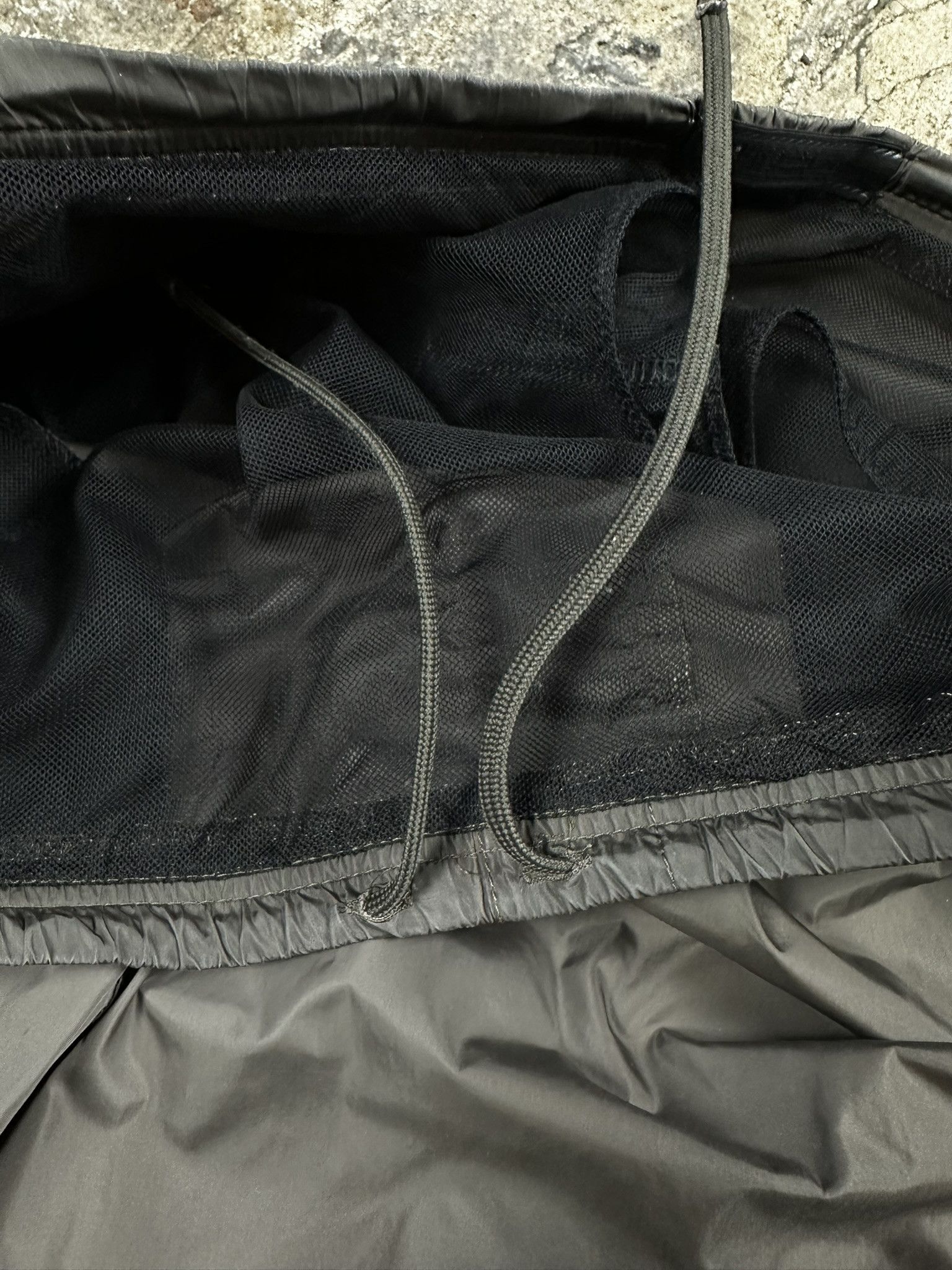 Prada 2000s Prada Nylon Cargo Shorts Vintage Size US 36 / EU 52 - 6 Thumbnail