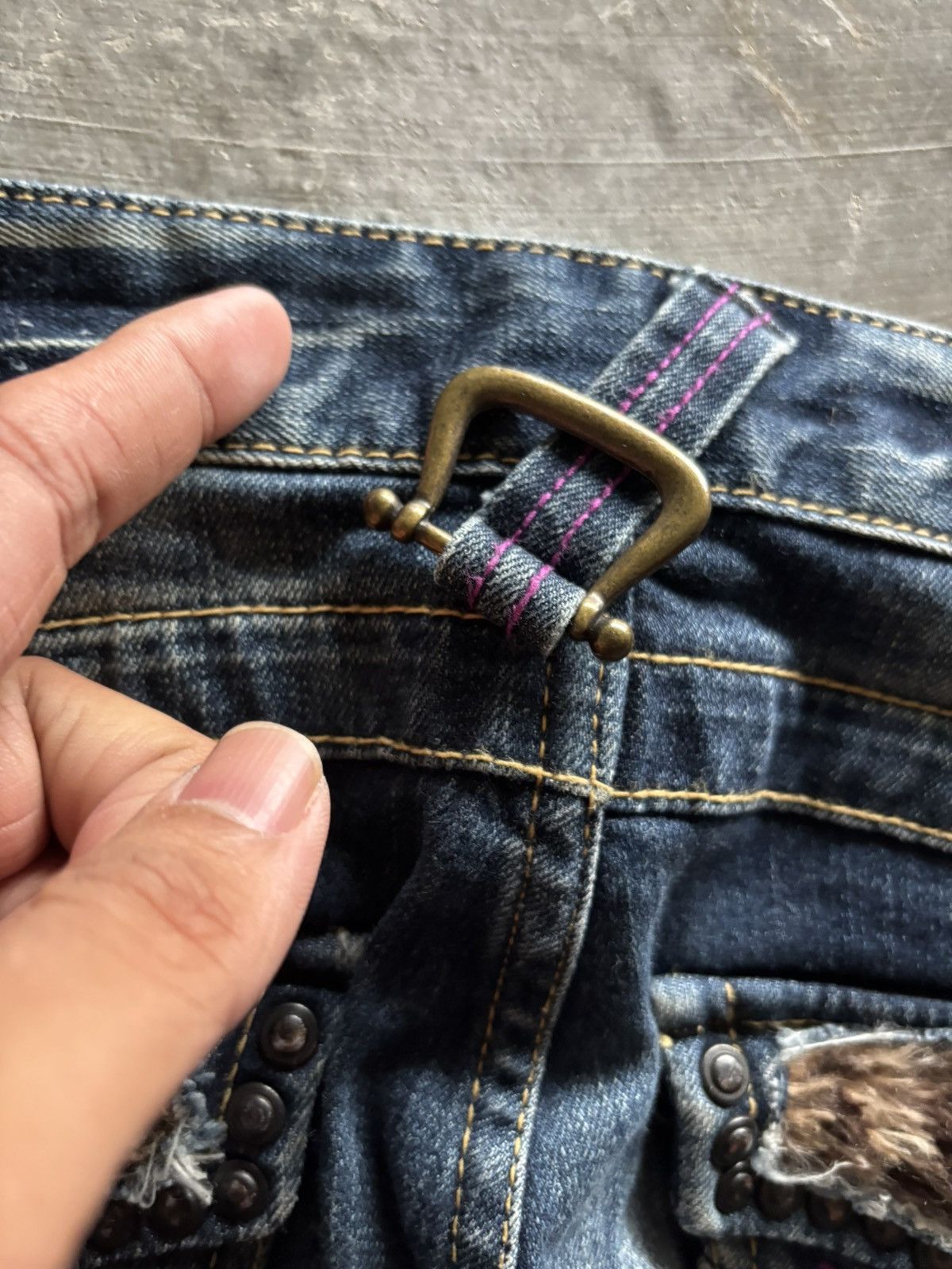 If Six Was Nine RED PEPPER FLARE JAPANESE DENIM LEOPARD FUR BACKPOCKET Size 27" / US 4 / IT 40 - 19 Thumbnail