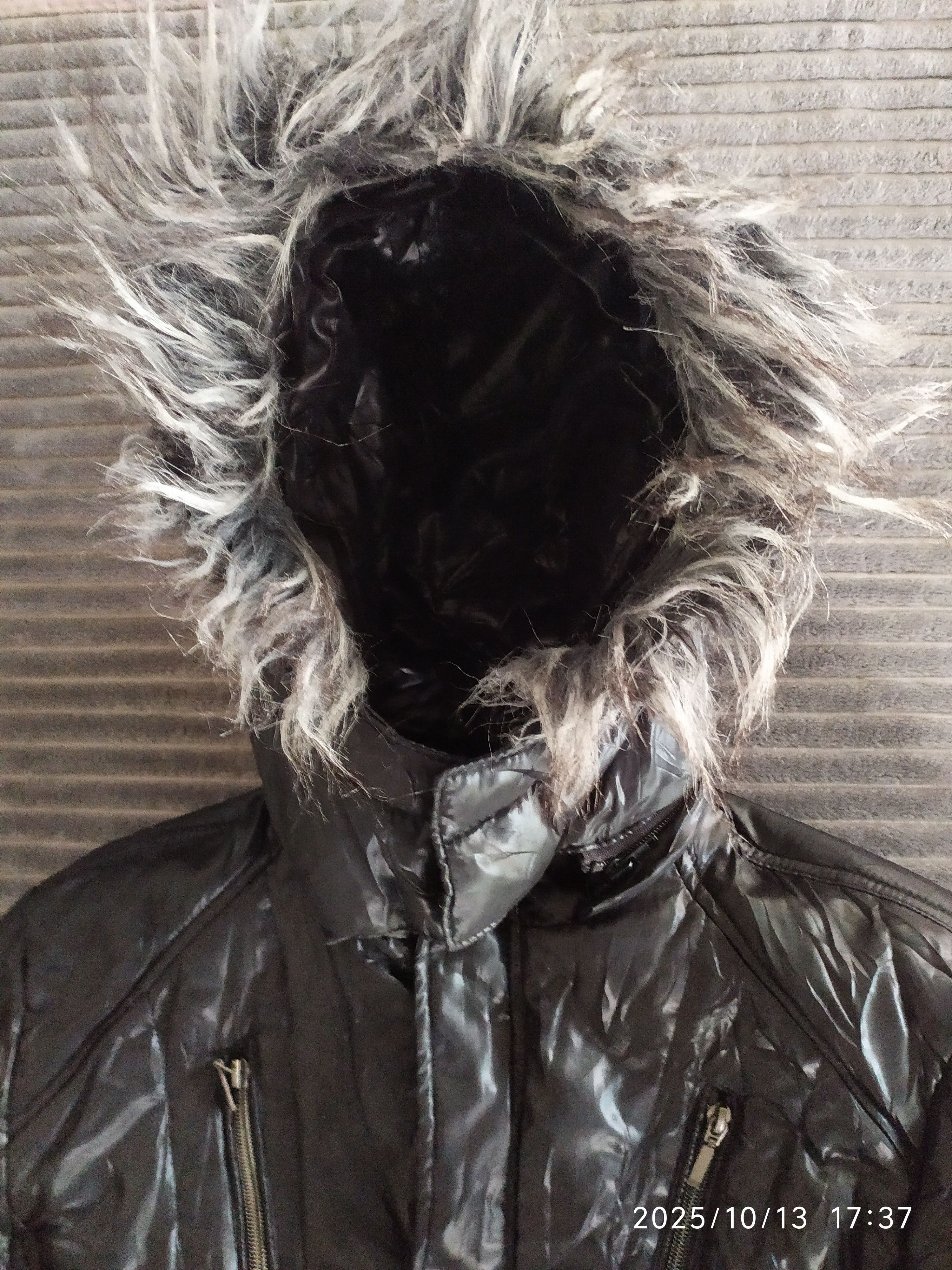 If Six Was Nine 2000s Roushatte Fur Puffer Hoodie Jacket Size US M / EU 48-50 / 2 - 6 Thumbnail