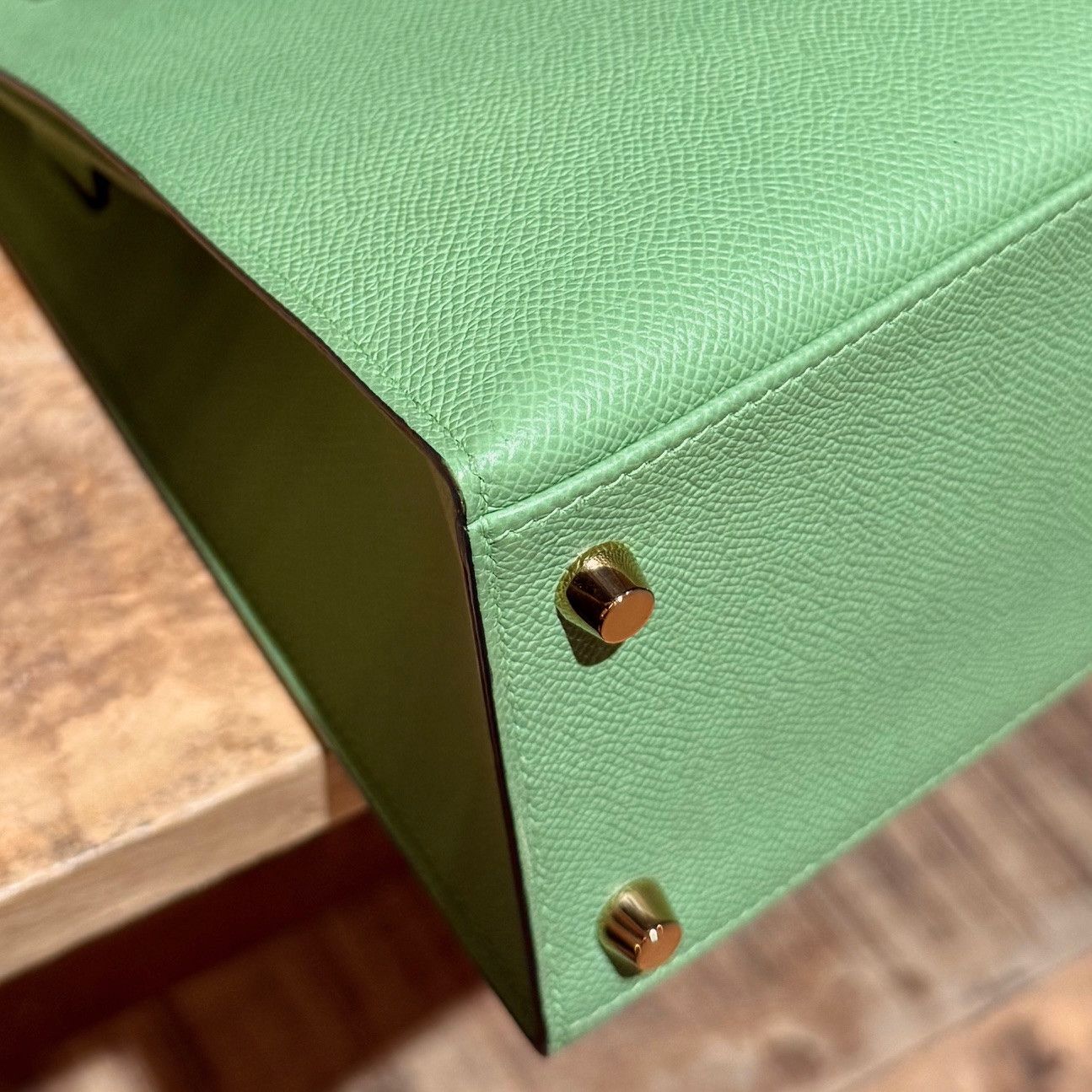 Hermes Hermès 2021 Criquet Green Epsom Kelly II Sellier 28 GHW Bag Size ONE SIZE - 9 Thumbnail