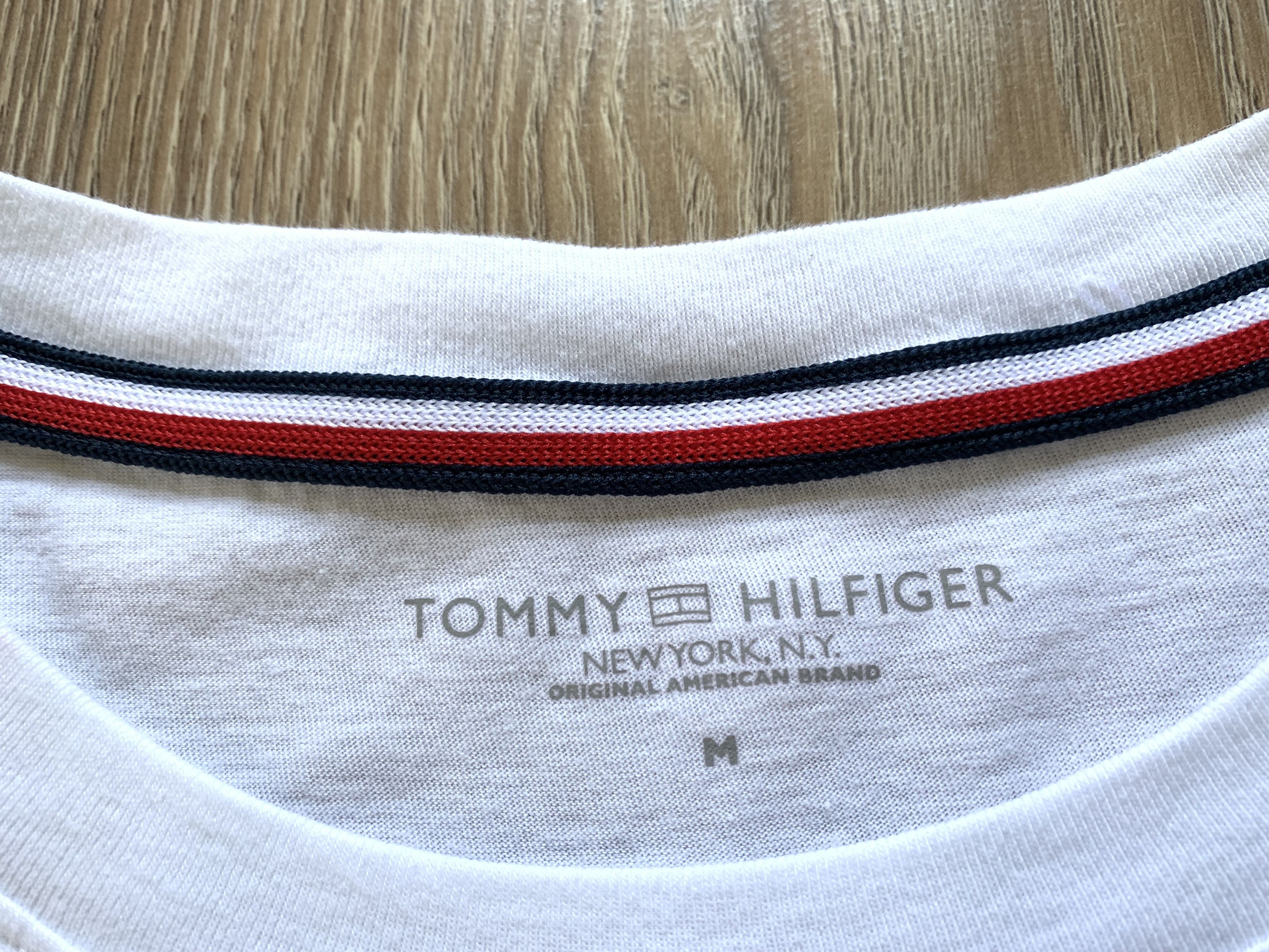 Tommy Hilfiger Tommy Hilfiger White Cotton Printed T Shirt Size US M / EU 48-50 / 2 - 5 Thumbnail
