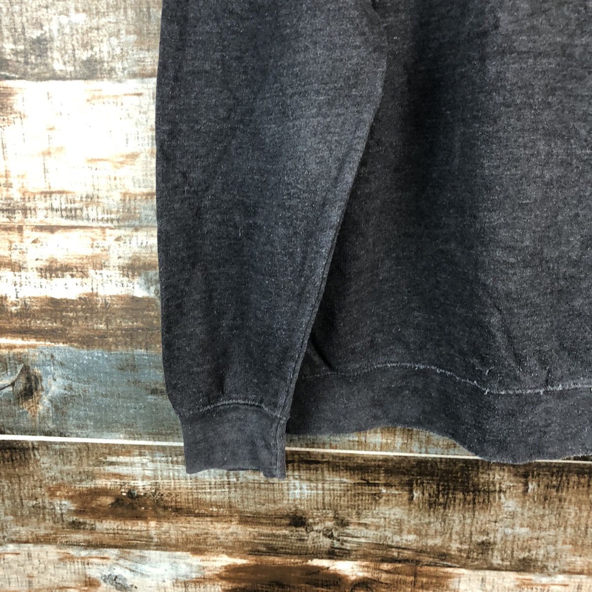 Japanese Brand Obey vintage Grey faded Sweatshirt #A2518 Size US M / EU 48-50 / 2 - 16 Thumbnail