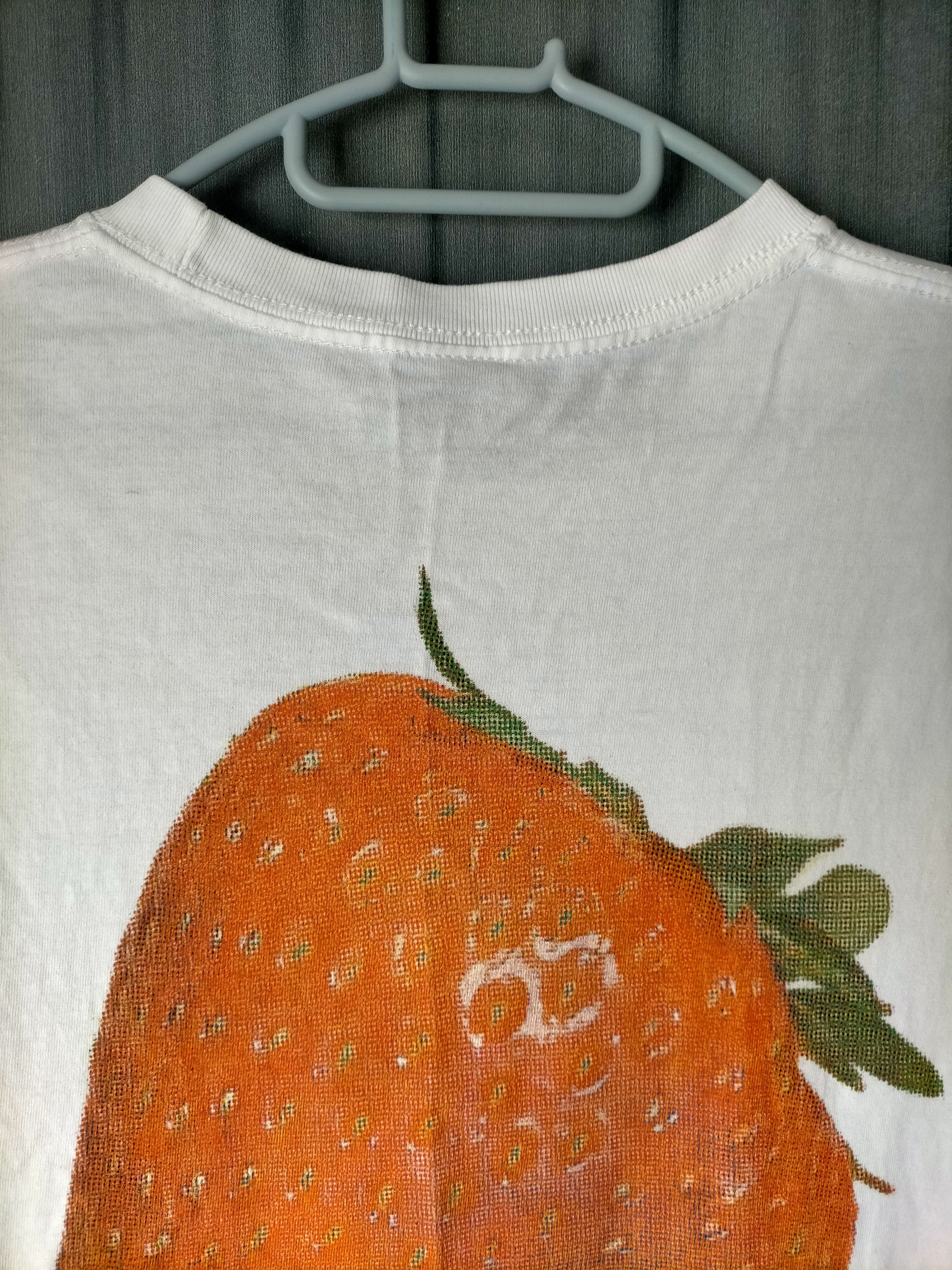 Stussy Stussy Strawberry White Size M Tee Size US M / EU 48-50 / 2 - 4 Thumbnail